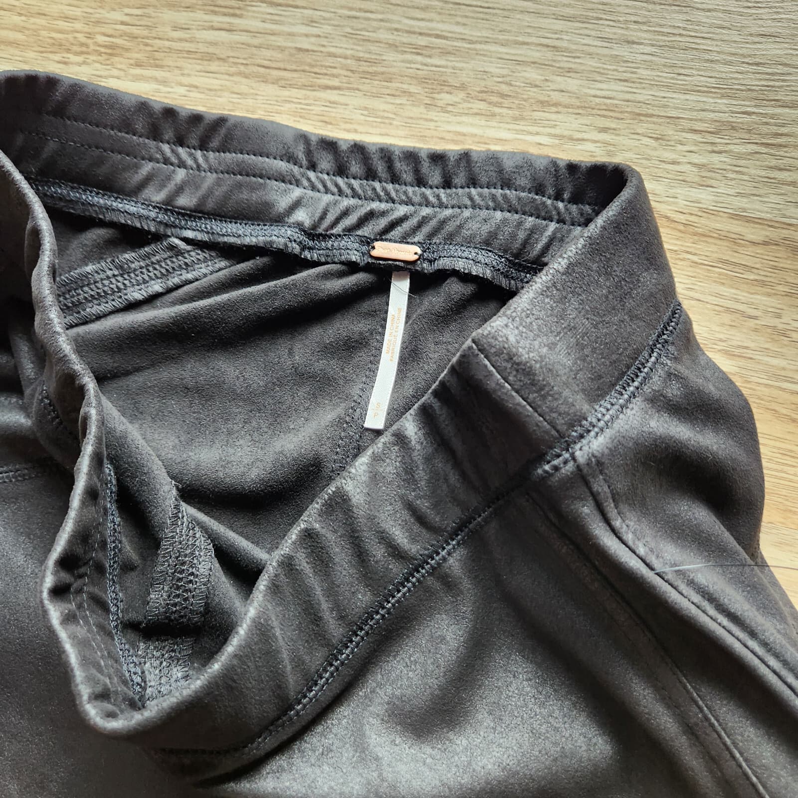 NWT Free People $78 Midnight Vegan Faux Suede Skinny Pants Pull-On Black Sz.S - Thumbnail 8