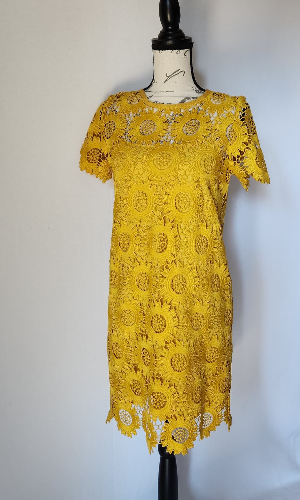 NWT LOFT Sunflower Lace Mini Dress Women Sz.4 Short Sleeve Lined Yellow - Thumbnail 2