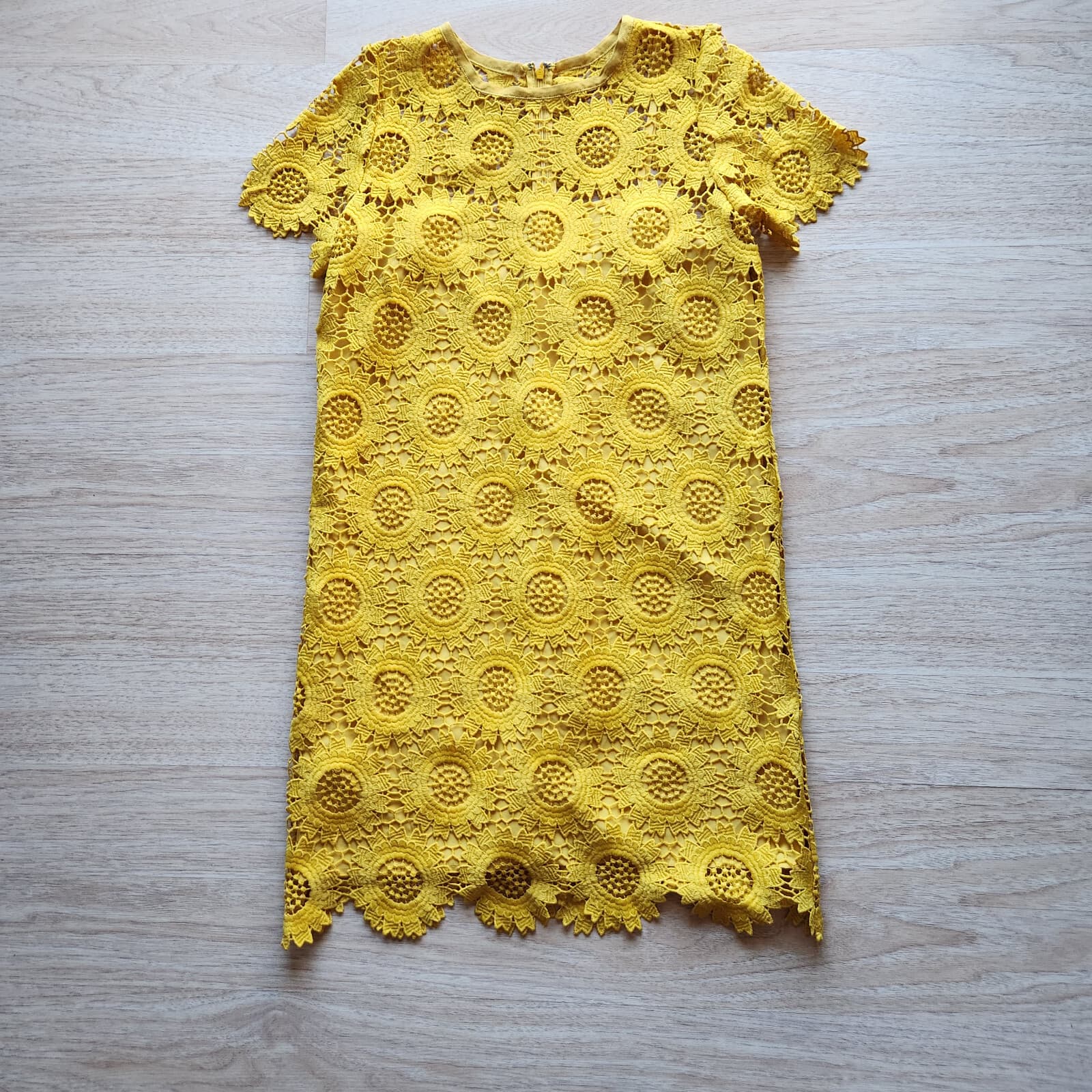 NWT LOFT Sunflower Lace Mini Dress Women Sz.4 Short Sleeve Lined Yellow - Thumbnail 3