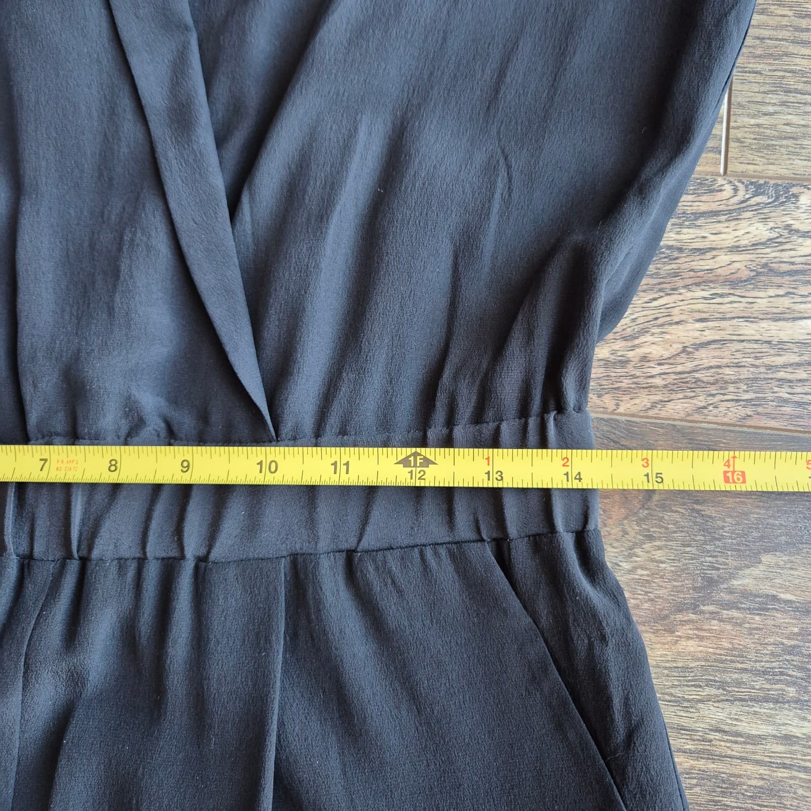 COS 100% Silk Surplice Jumpsuit Cap Sleeve Pocket Elastic Waist Black Women's 4 - Thumbnail 10