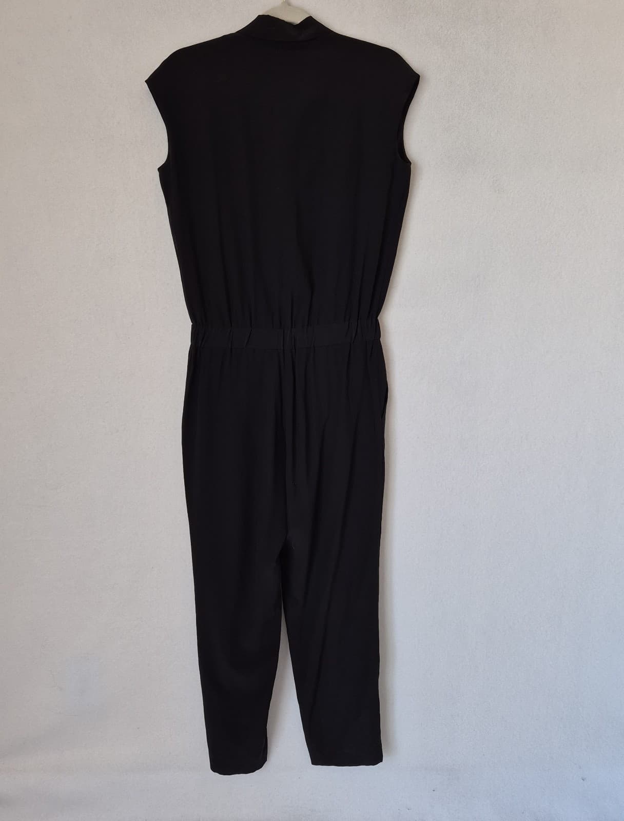 COS 100% Silk Surplice Jumpsuit Cap Sleeve Pocket Elastic Waist Black Women's 4 - Thumbnail 5