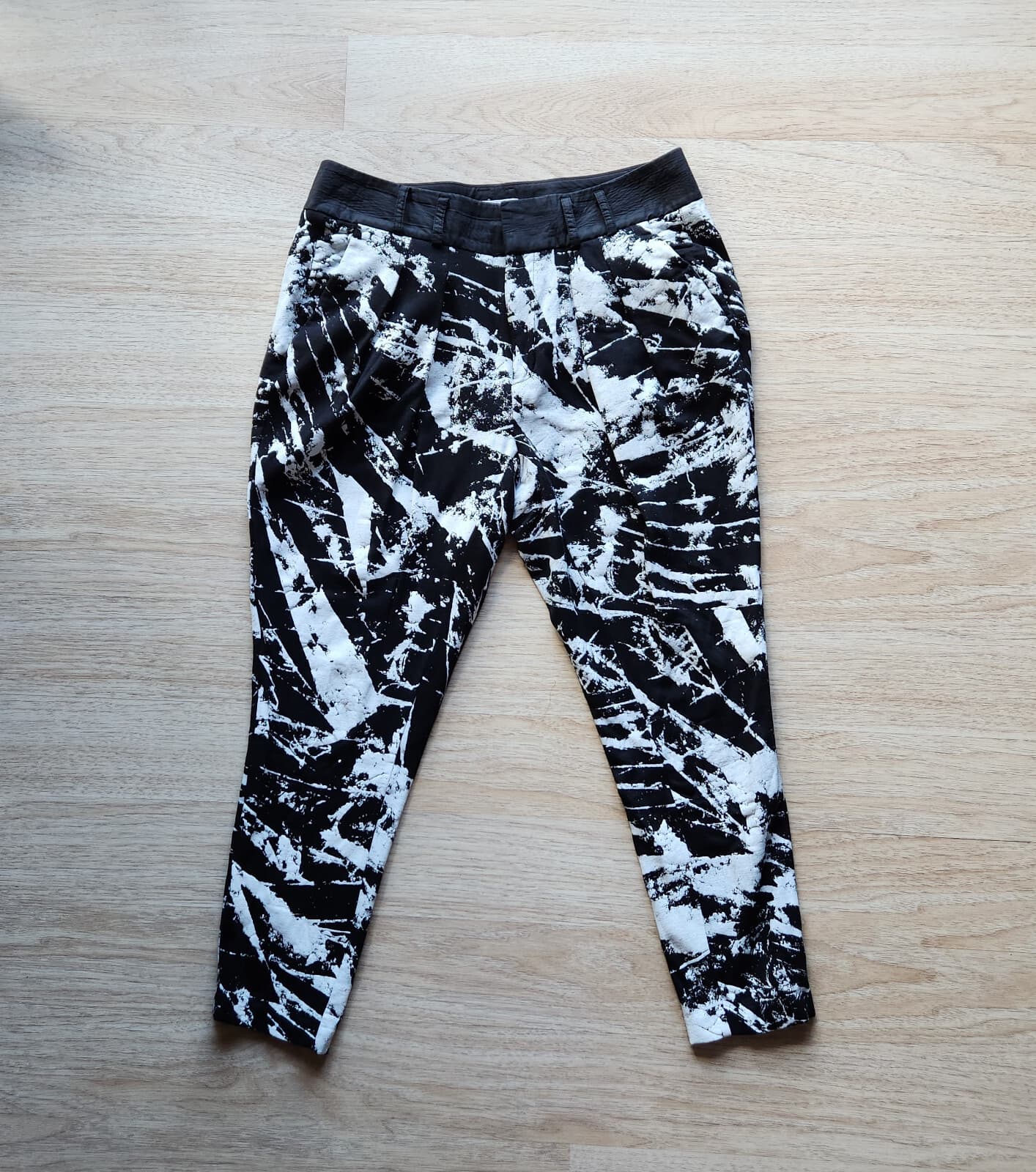 Helmut Lang Marble Abstract Ankle Pants Zip Pocket Stretch Black White Womens M - Thumbnail 2