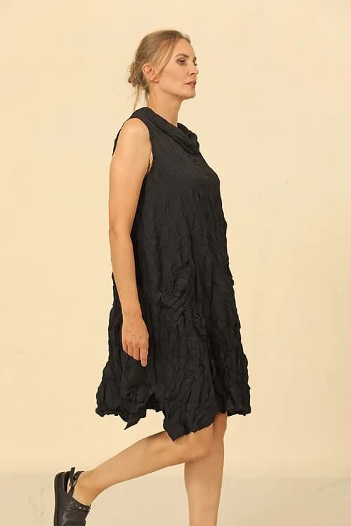 Chalet Et Ceci Leida Black Crinkle Tunic Dress Mockneck Sleeveless Pocket Sz.XS - Thumbnail 4