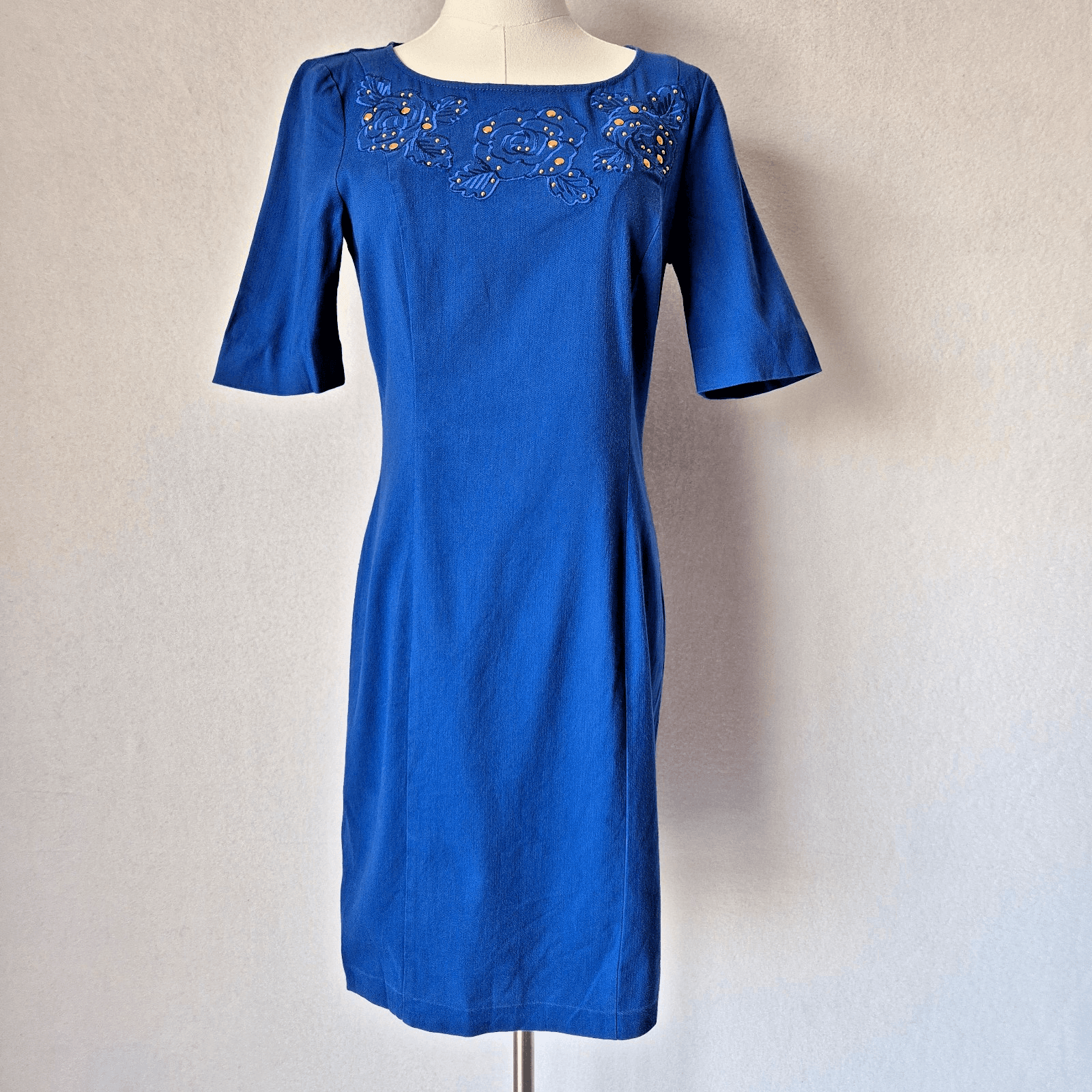 LOVE MOSCHINO Italy Floral Embroidered Studded Wool Blend Sheath Dress Blue US4 - Thumbnail 2
