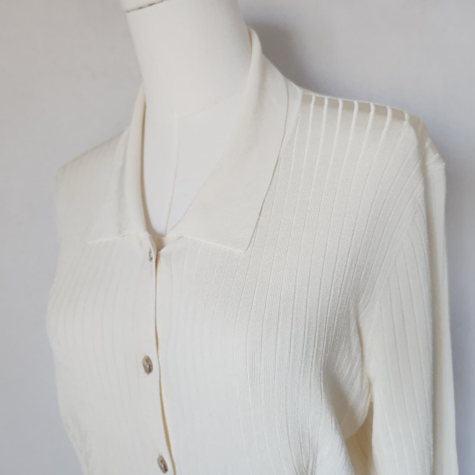 Ted Baker Meenaa Collared Cardigan Gold Button Ribbed Knit Ivory Viscose Sz.4/M - Thumbnail 5
