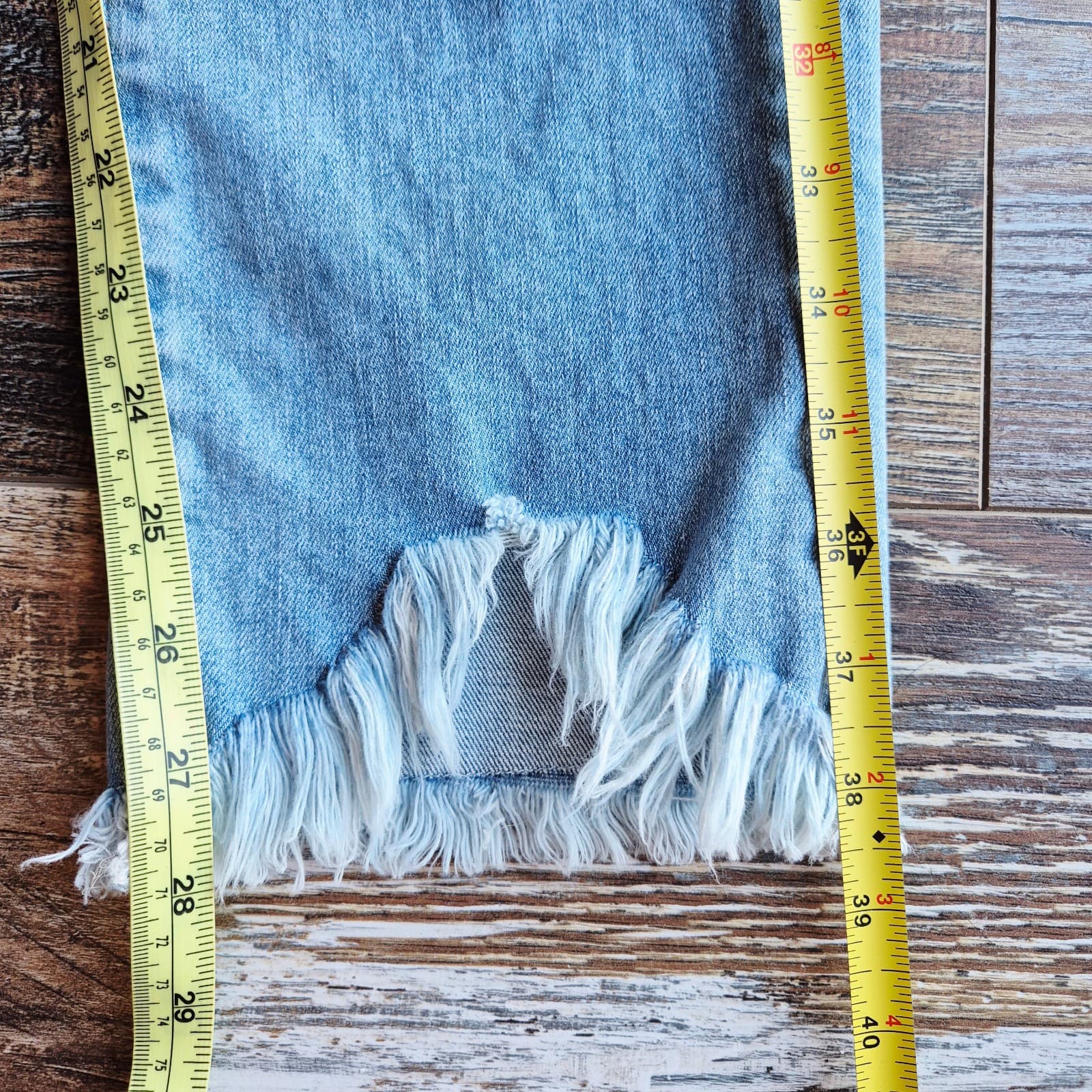 JONATHAN SIMKHAI USA Women's 26 Straight-Leg Frayed Hem Jean Medium Washed Blue - Thumbnail 13