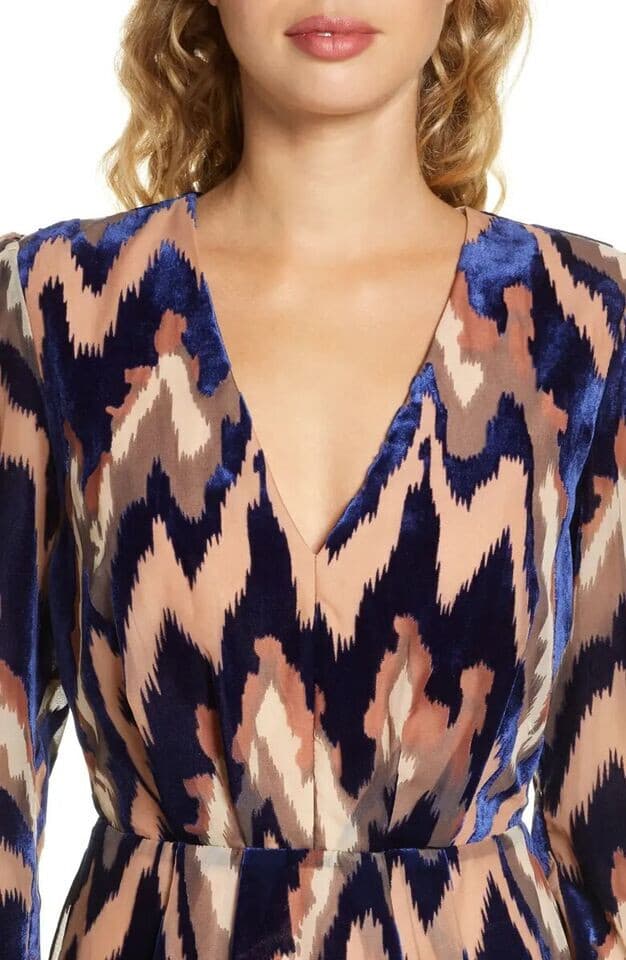 NWT Harlyn Velvet Burnout Cocktail Evening Mini Dress Long Sleeve Taupe Navy S - Thumbnail 3