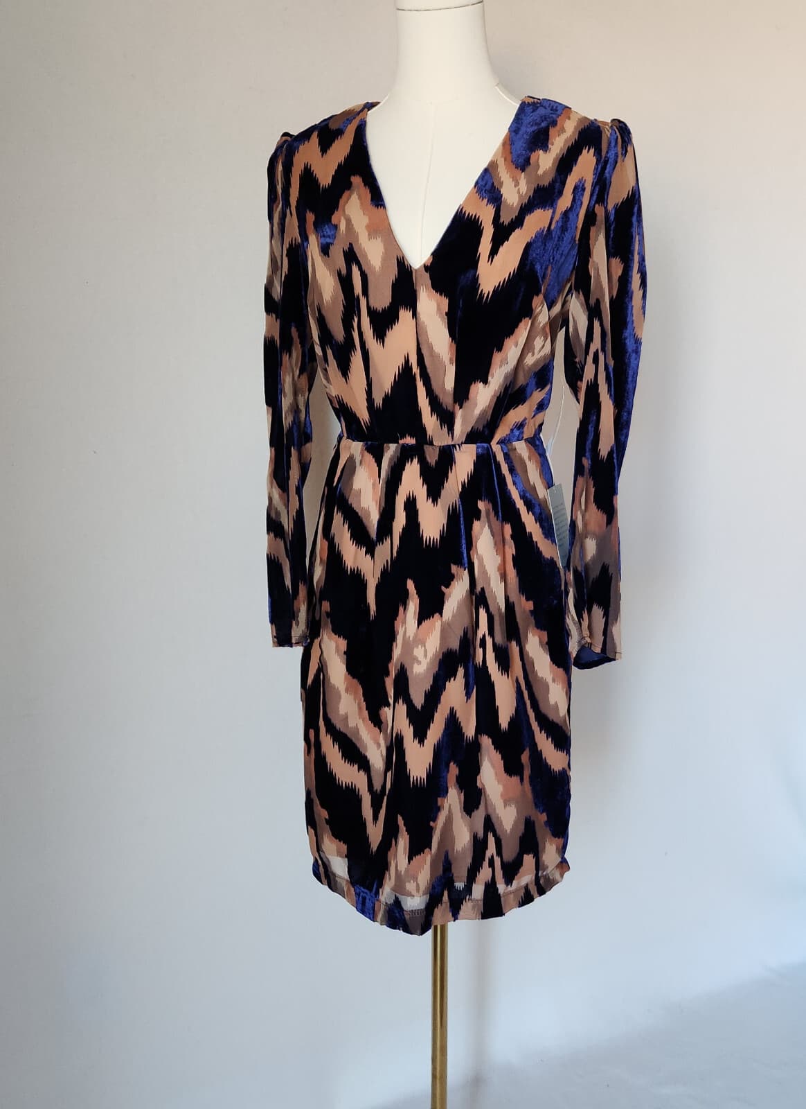 NWT Harlyn Velvet Burnout Cocktail Evening Mini Dress Long Sleeve Taupe Navy S - Thumbnail 5