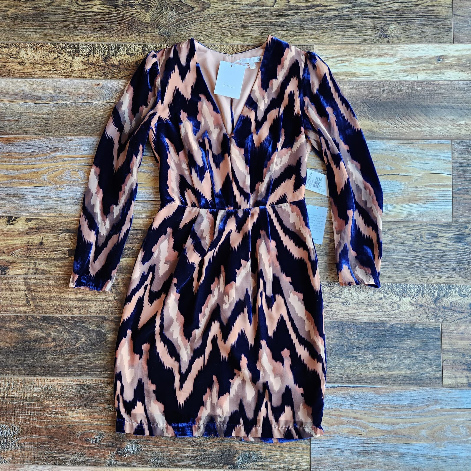 NWT Harlyn Velvet Burnout Cocktail Evening Mini Dress Long Sleeve Taupe Navy S - Thumbnail 7
