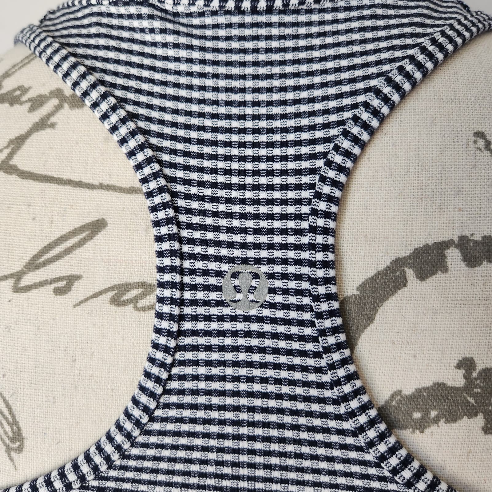 Lululemon Cool Racerback Tank Sweat-Wicking Gingham Luon White Black Sz.2 (24") - Thumbnail 8
