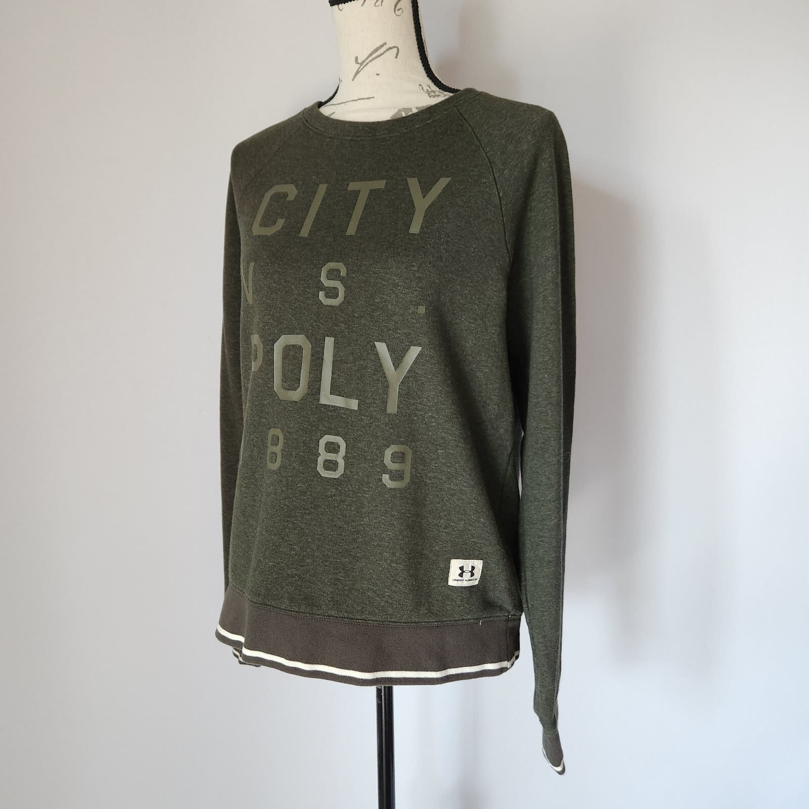 EUC Under Armour Legacy Terry Knit Sweatshirt Semi-Fitted Crewneck Green Women L - Thumbnail 4