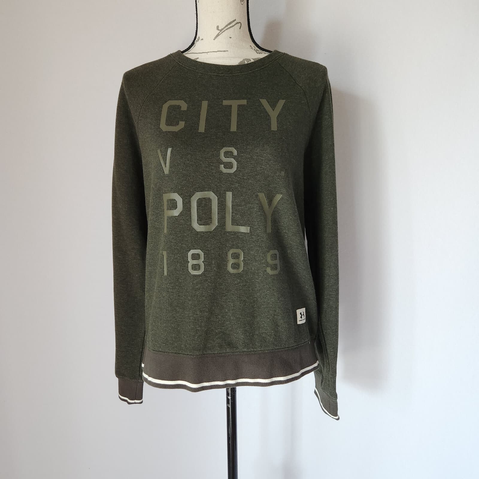EUC Under Armour Legacy Terry Knit Sweatshirt Semi-Fitted Crewneck Green Women L - Thumbnail 3