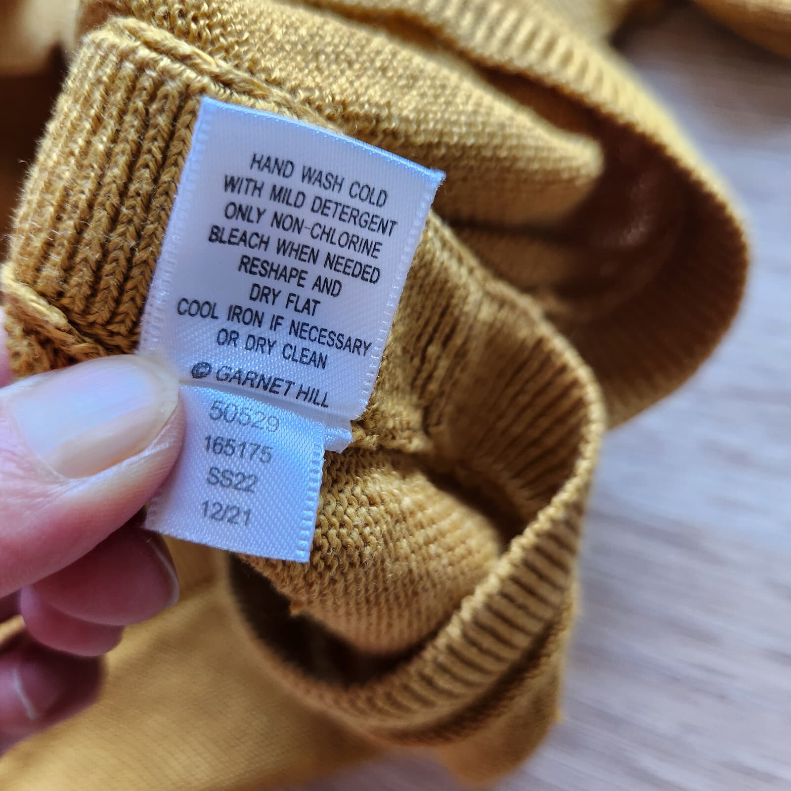 EUC Garnet Hill Haiku Linen Boxy Sweater Shirttail Hem Short Sleeve Yellow Sz.L - Thumbnail 11