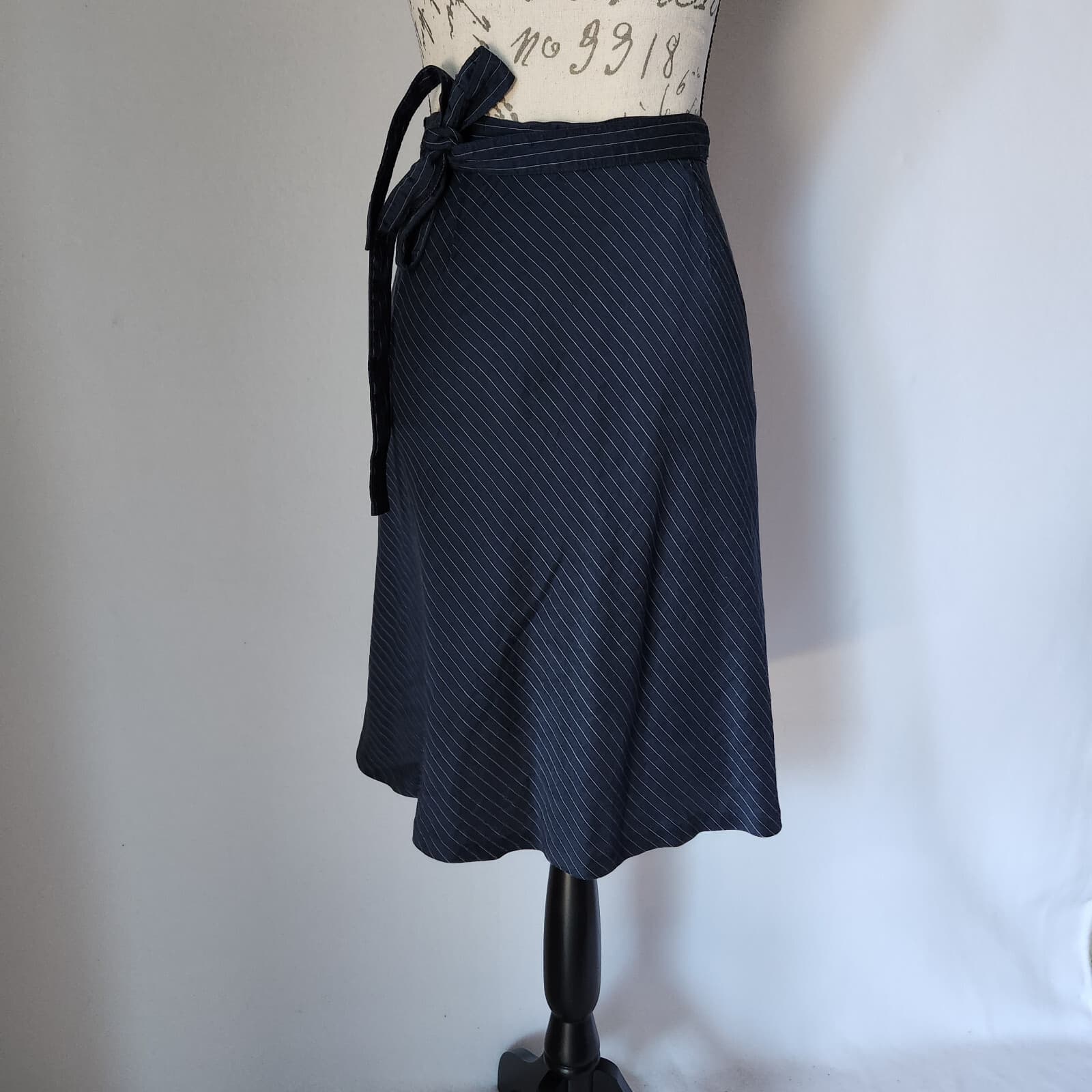 Lafayette 148 NY Linen Blend Women Sz.4 Wrap Skirt Pin Strip Blue White - Thumbnail 3