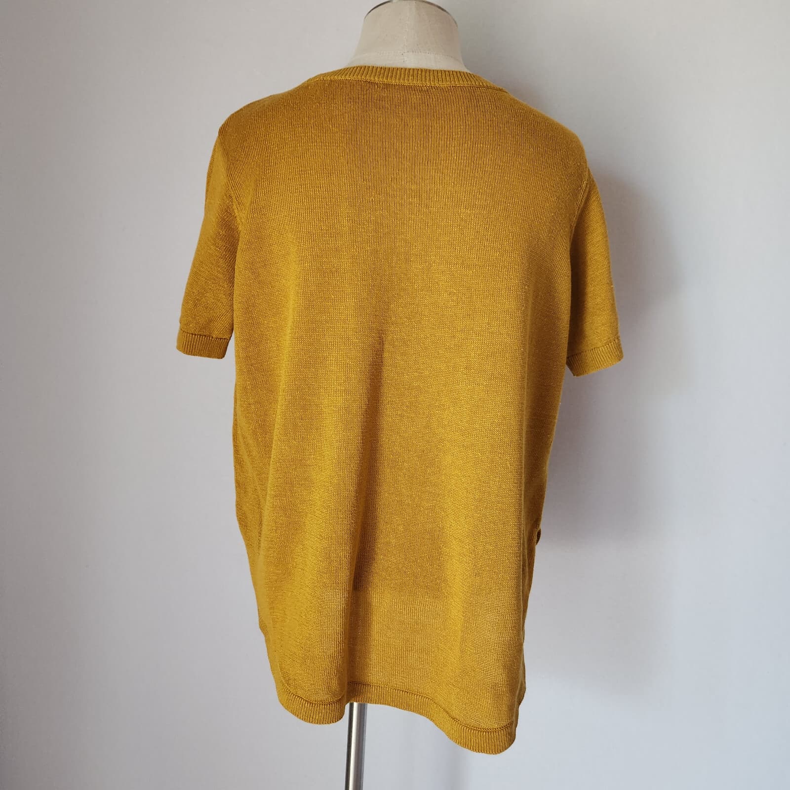 EUC Garnet Hill Haiku Linen Boxy Sweater Shirttail Hem Short Sleeve Yellow Sz.L - Thumbnail 6