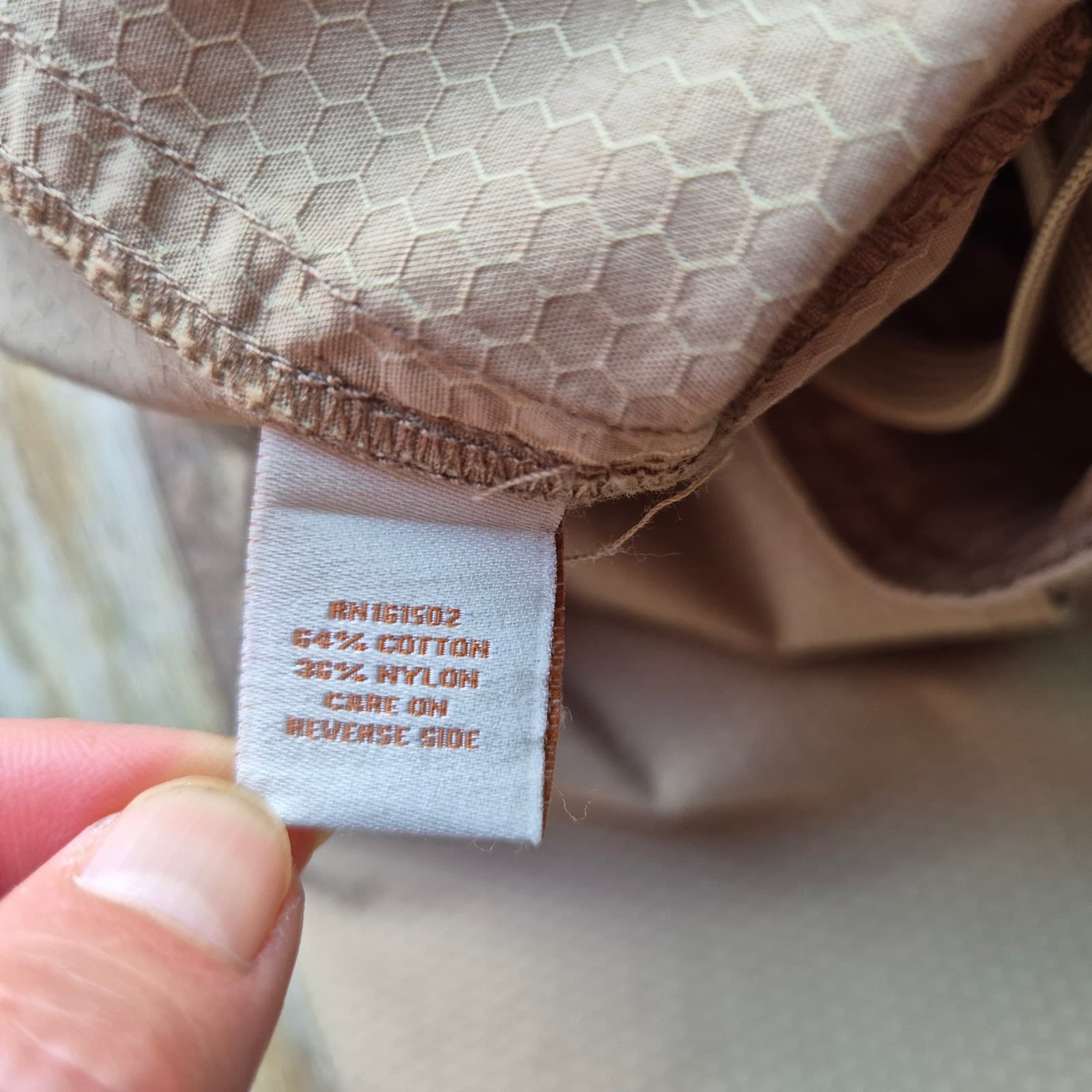 NWoT The Territory Ahead Texture Khaki Utility Cargo Shorts Elastic Women's L/10 - Thumbnail 6
