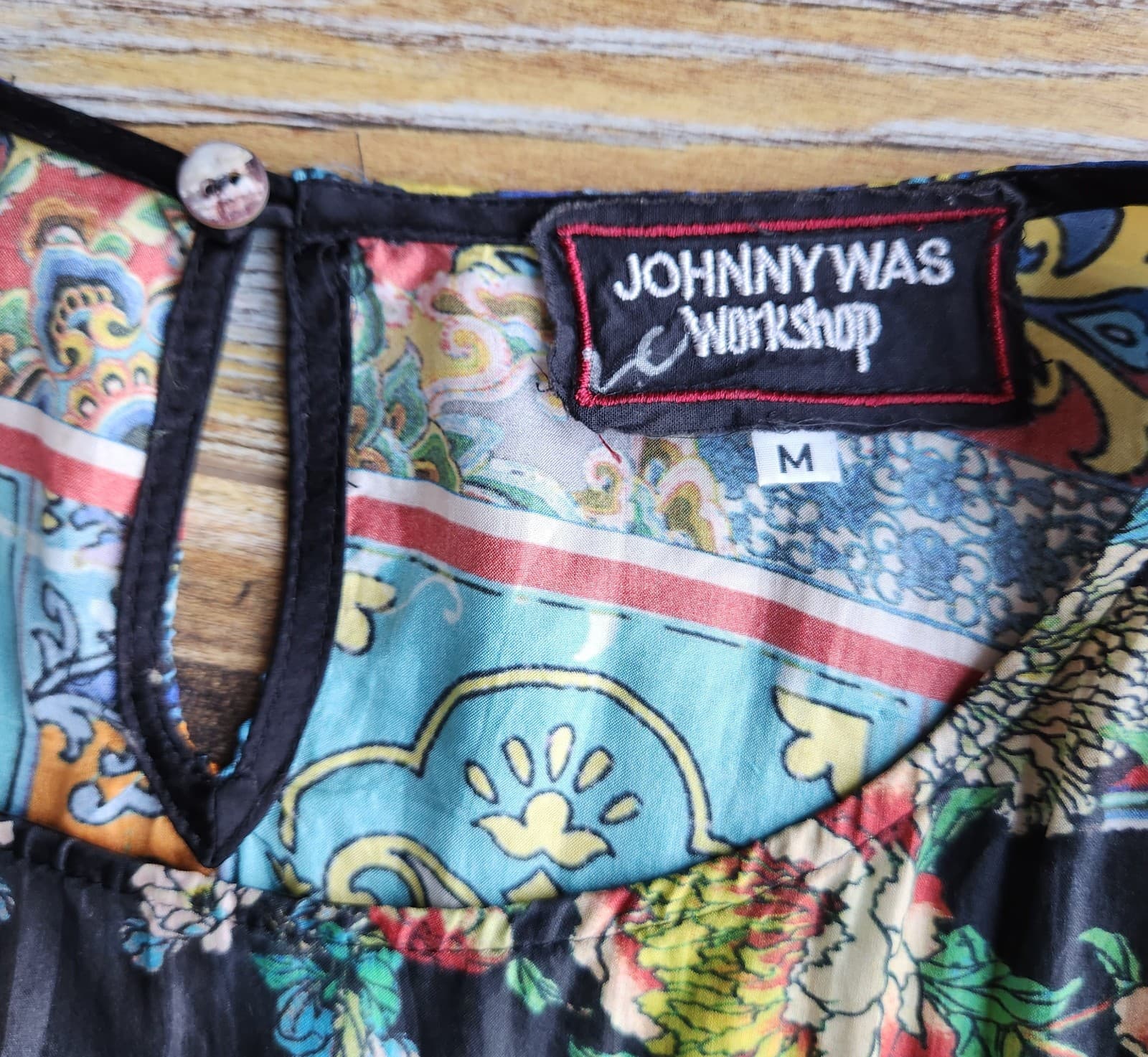 Johnny Was Workshop Silk Floral Embroidered Blouse Short Sleeve Multicolor Sz.M - Thumbnail 9
