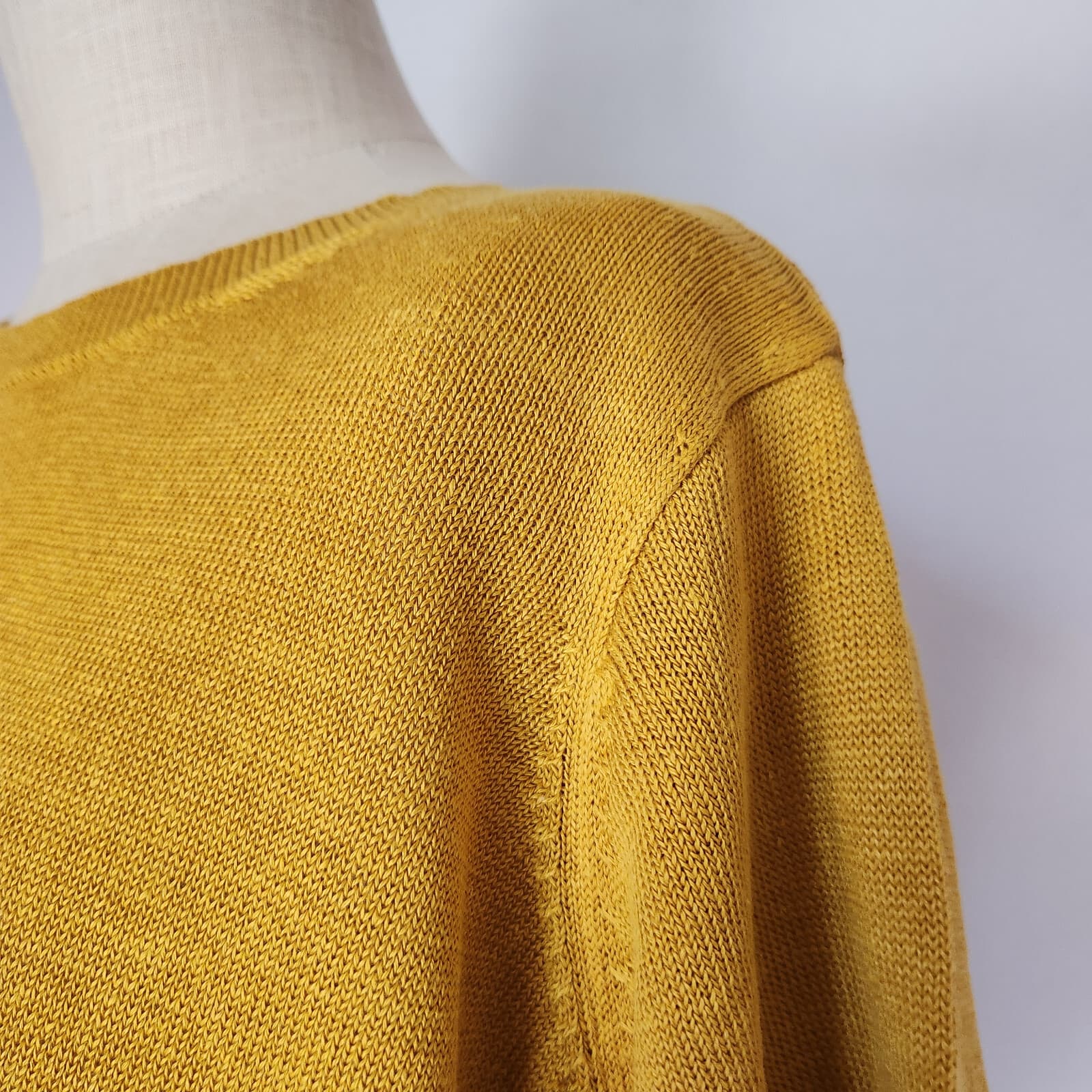 EUC Garnet Hill Haiku Linen Boxy Sweater Shirttail Hem Short Sleeve Yellow Sz.L - Thumbnail 5