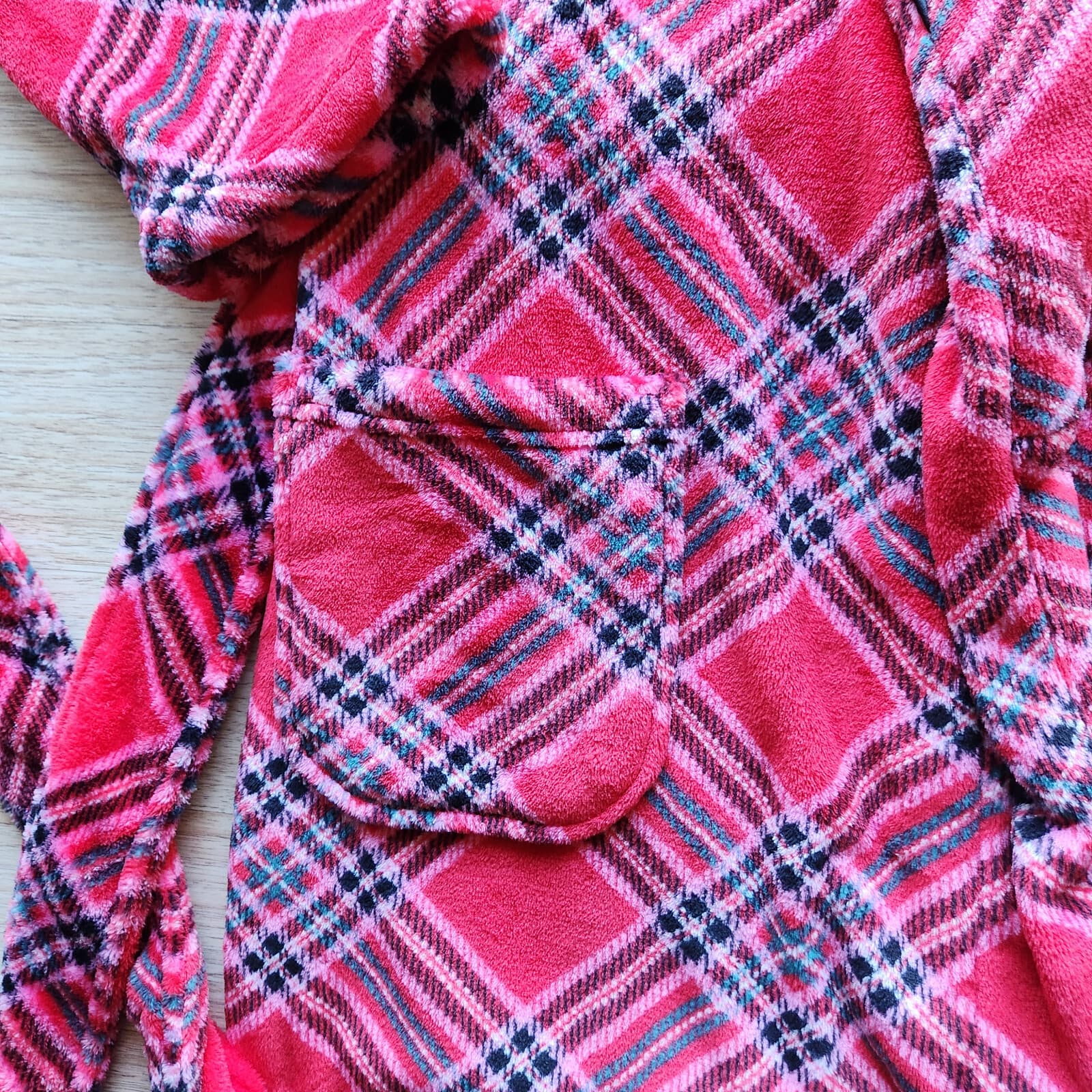 NWT Victoria's Secret Cozy Fleece Plaid Kimono Robe Tie-Waist Red Pink Sz.XS/S - Thumbnail 7