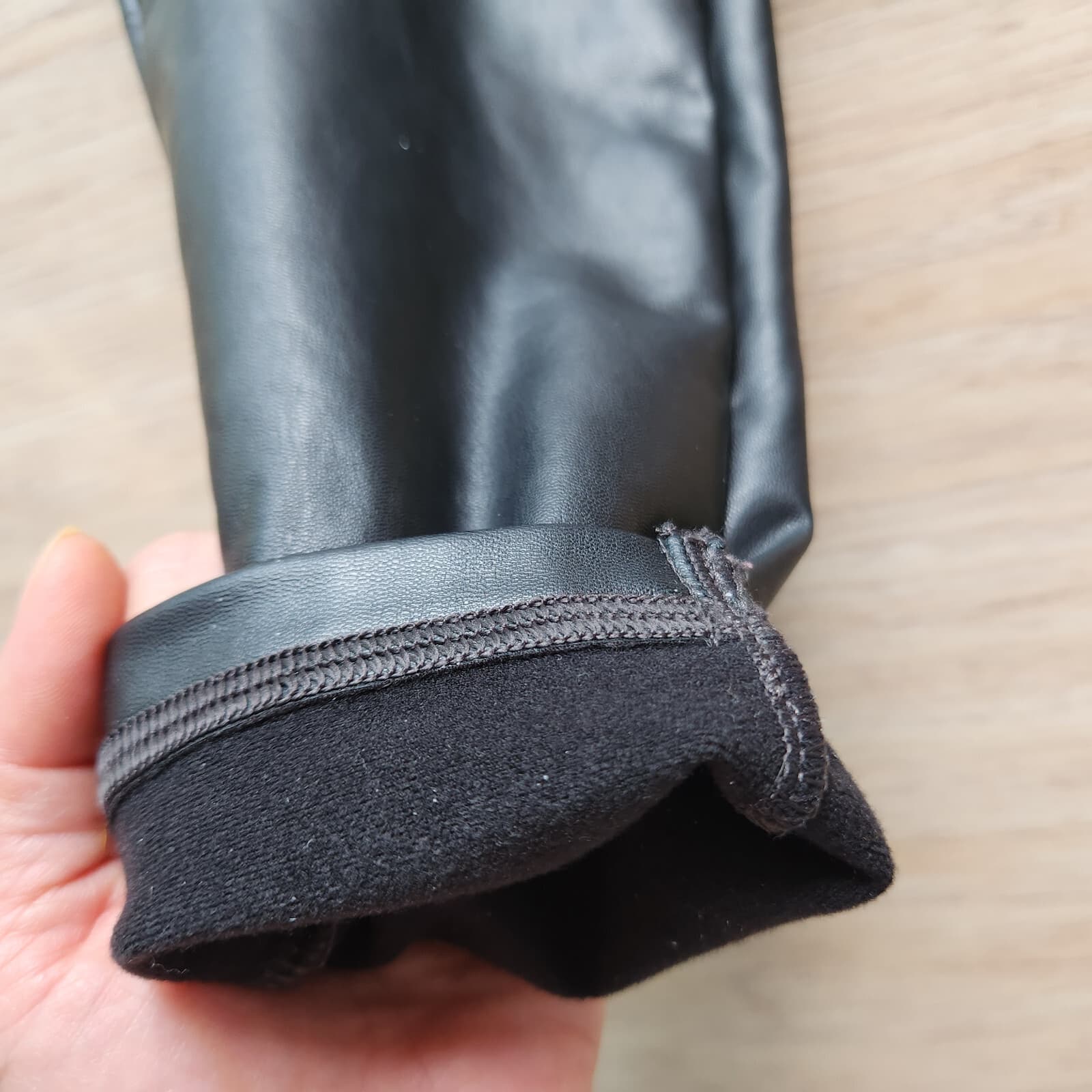 Athleta All Over Gleam Faux Leather Tight Pull-On Pocket Stretch Black Womens XS - Thumbnail 5