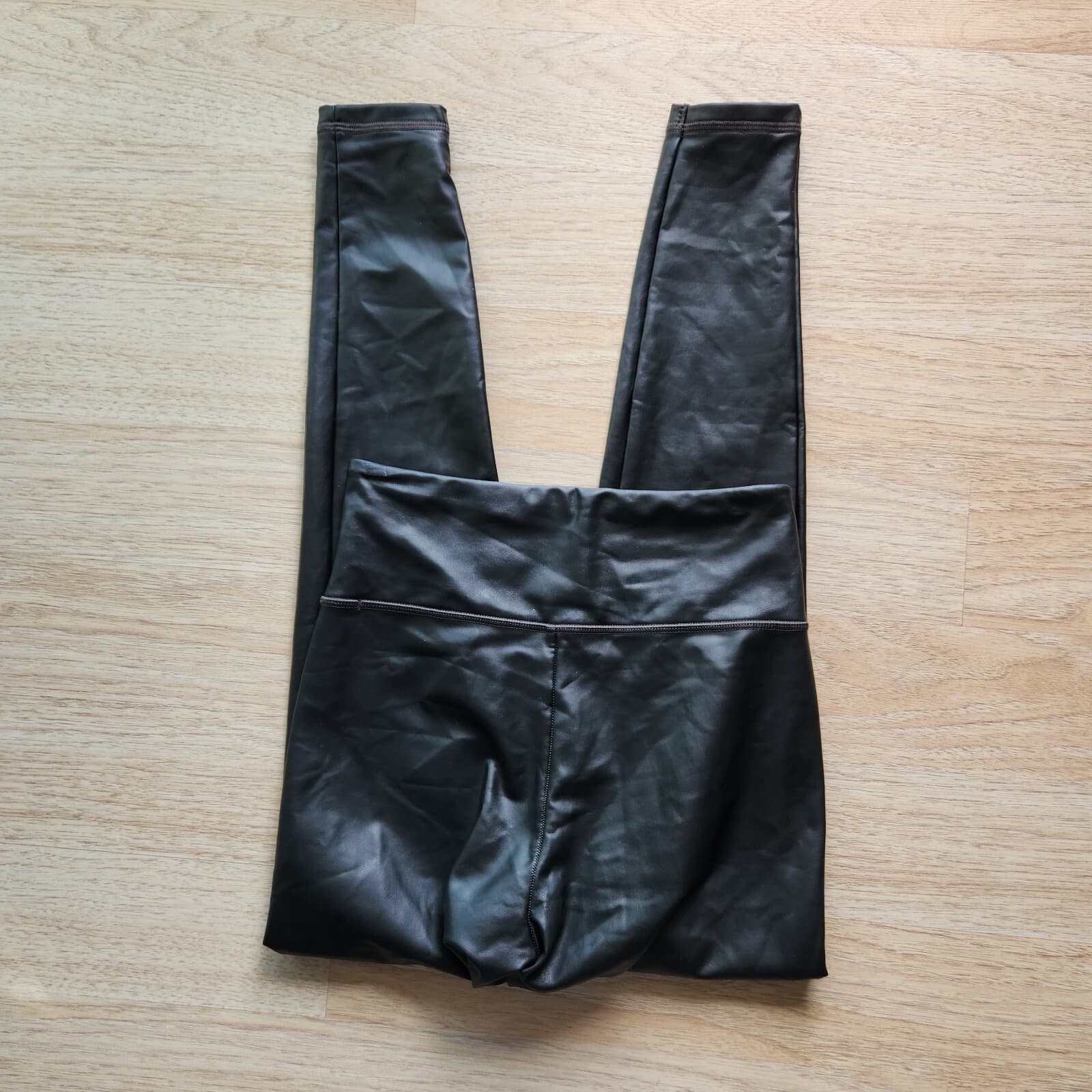Athleta All Over Gleam Faux Leather Tight Pull-On Pocket Stretch Black Womens XS - Thumbnail 6