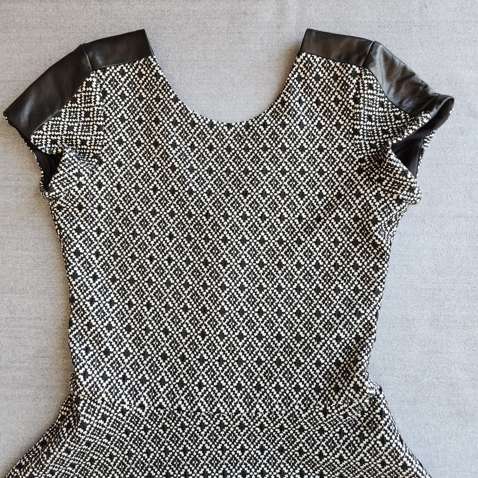 Parker $396 Jacquard Lambskin Leather Trim Skater Dress Geometric Black Sz.L - Thumbnail 8