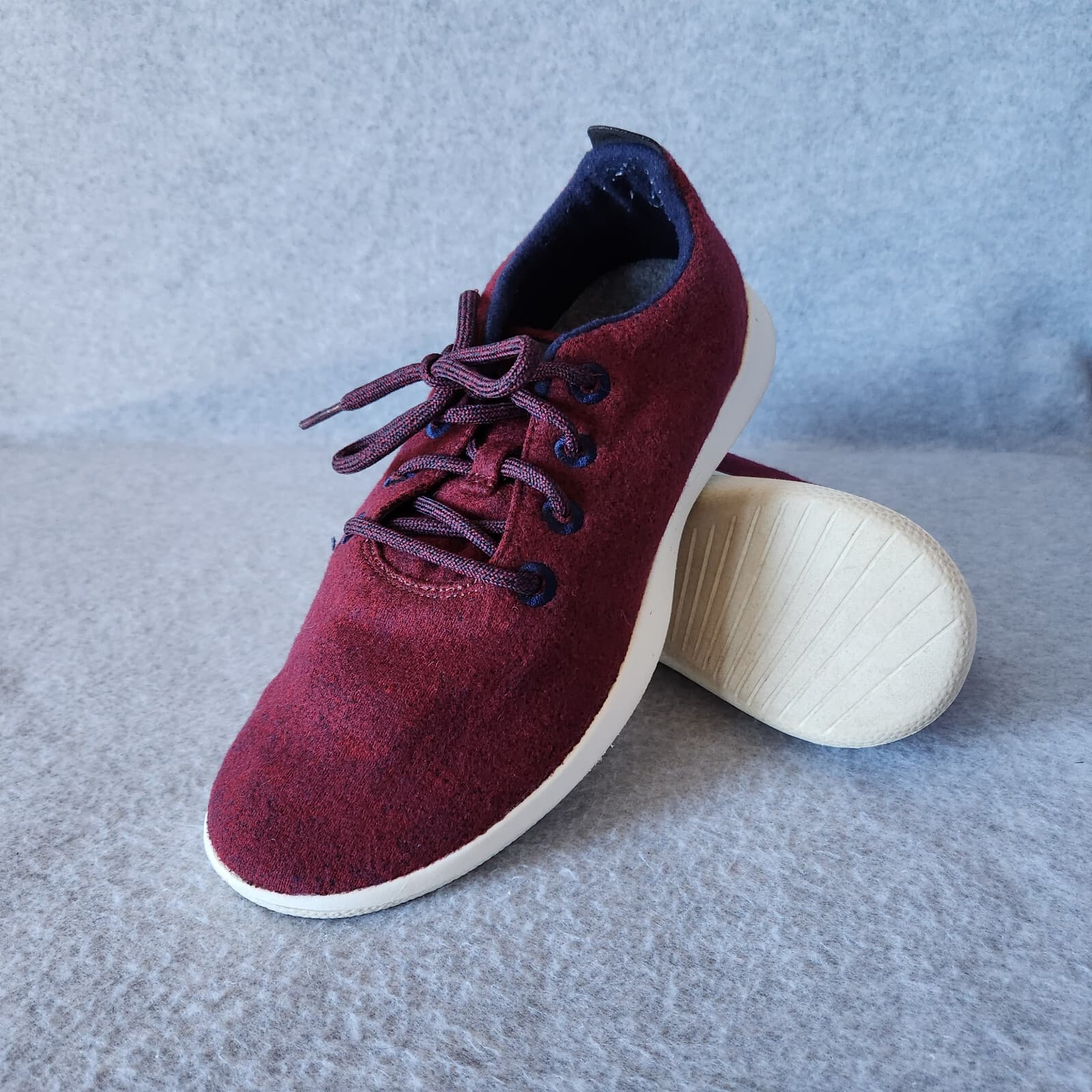 Allbirds Wool Runner Sneaker Lace-Up Super Fine ZQ Merino Wool Red Men US10 - Thumbnail 2