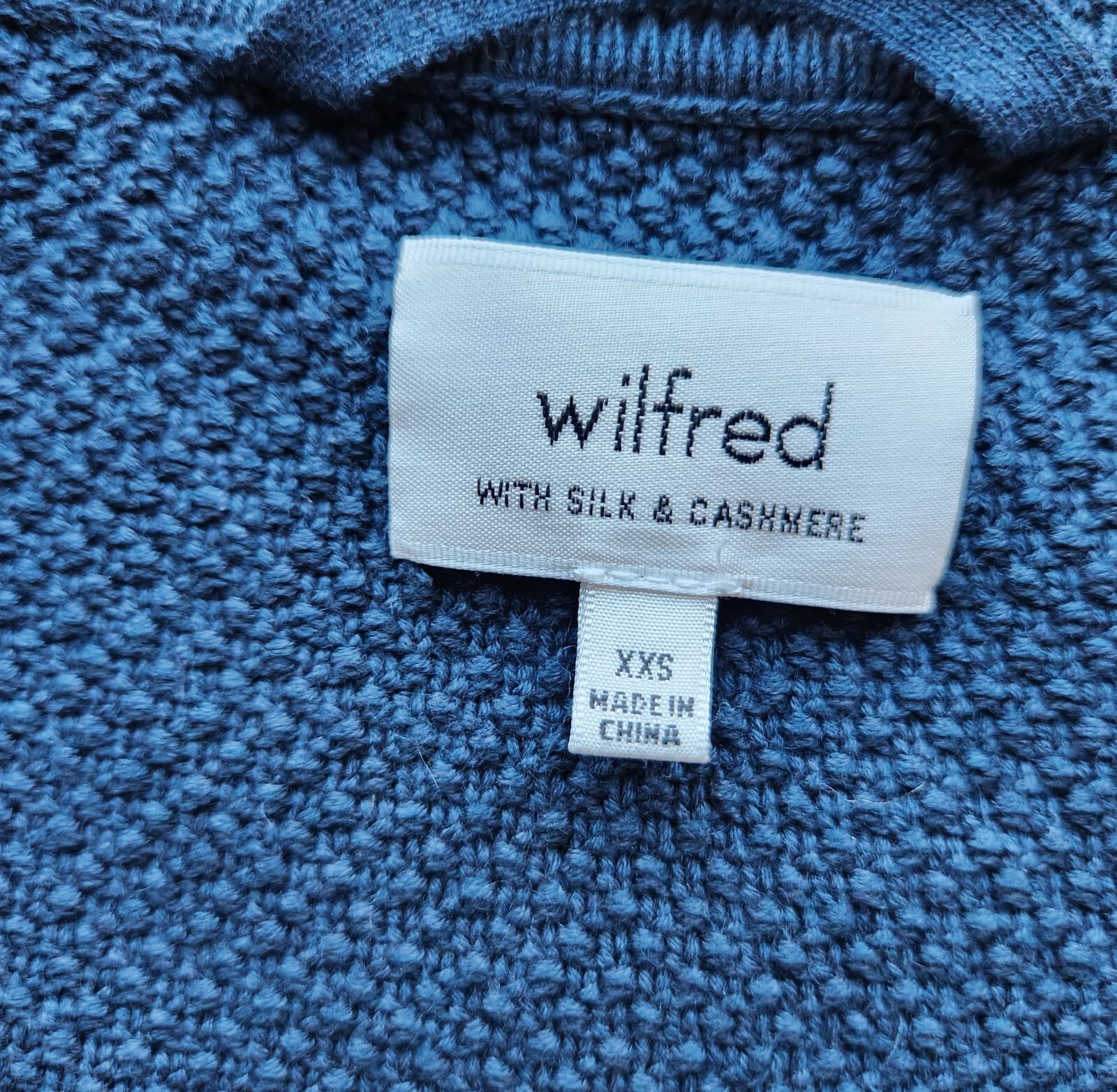 Aritzia Wilfred Galois Silk Cotton Cashmere Waffle Knit V-Neck Sweater Blue XXS - Thumbnail 9
