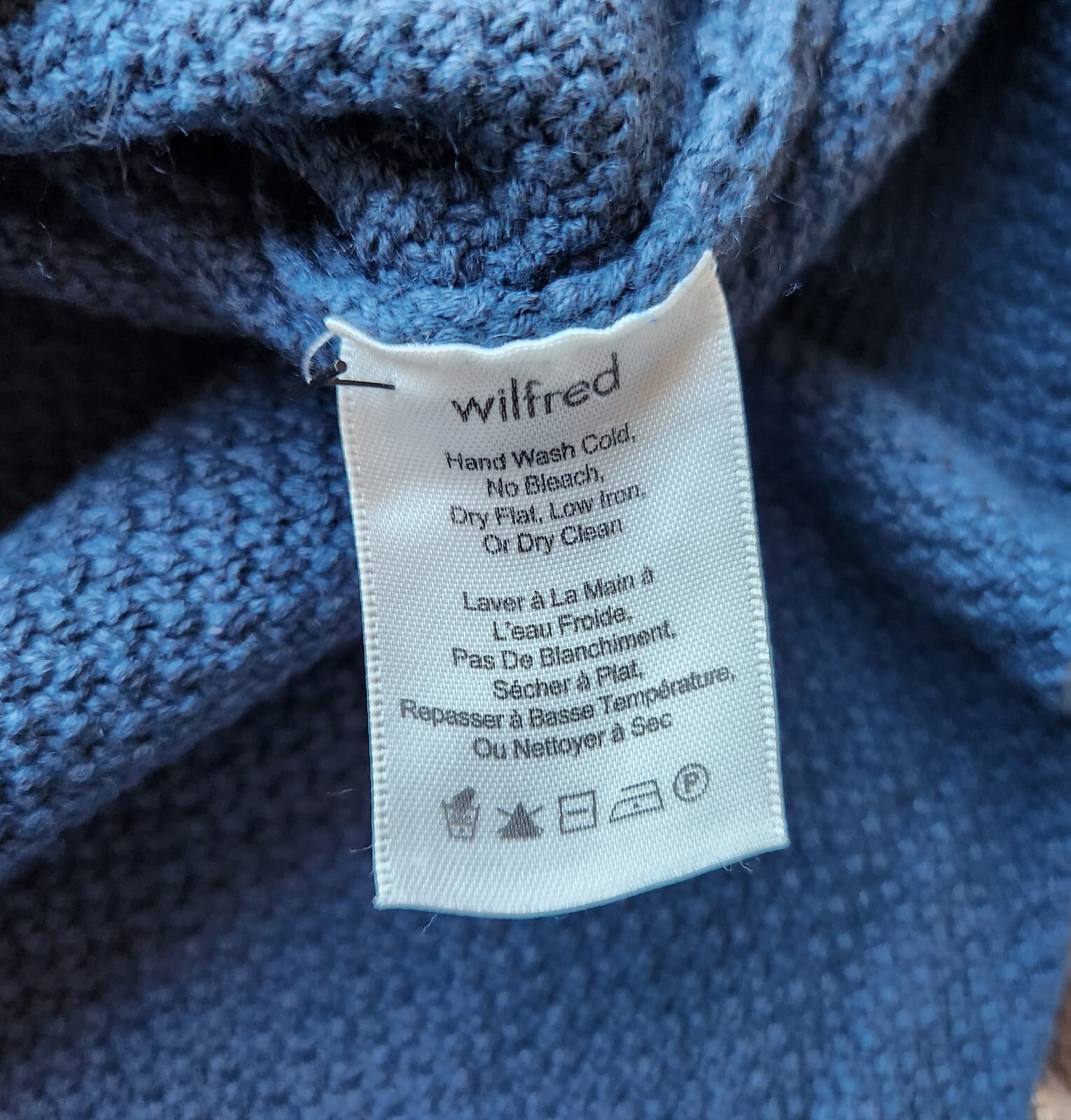 Aritzia Wilfred Galois Silk Cotton Cashmere Waffle Knit V-Neck Sweater Blue XXS - Thumbnail 10