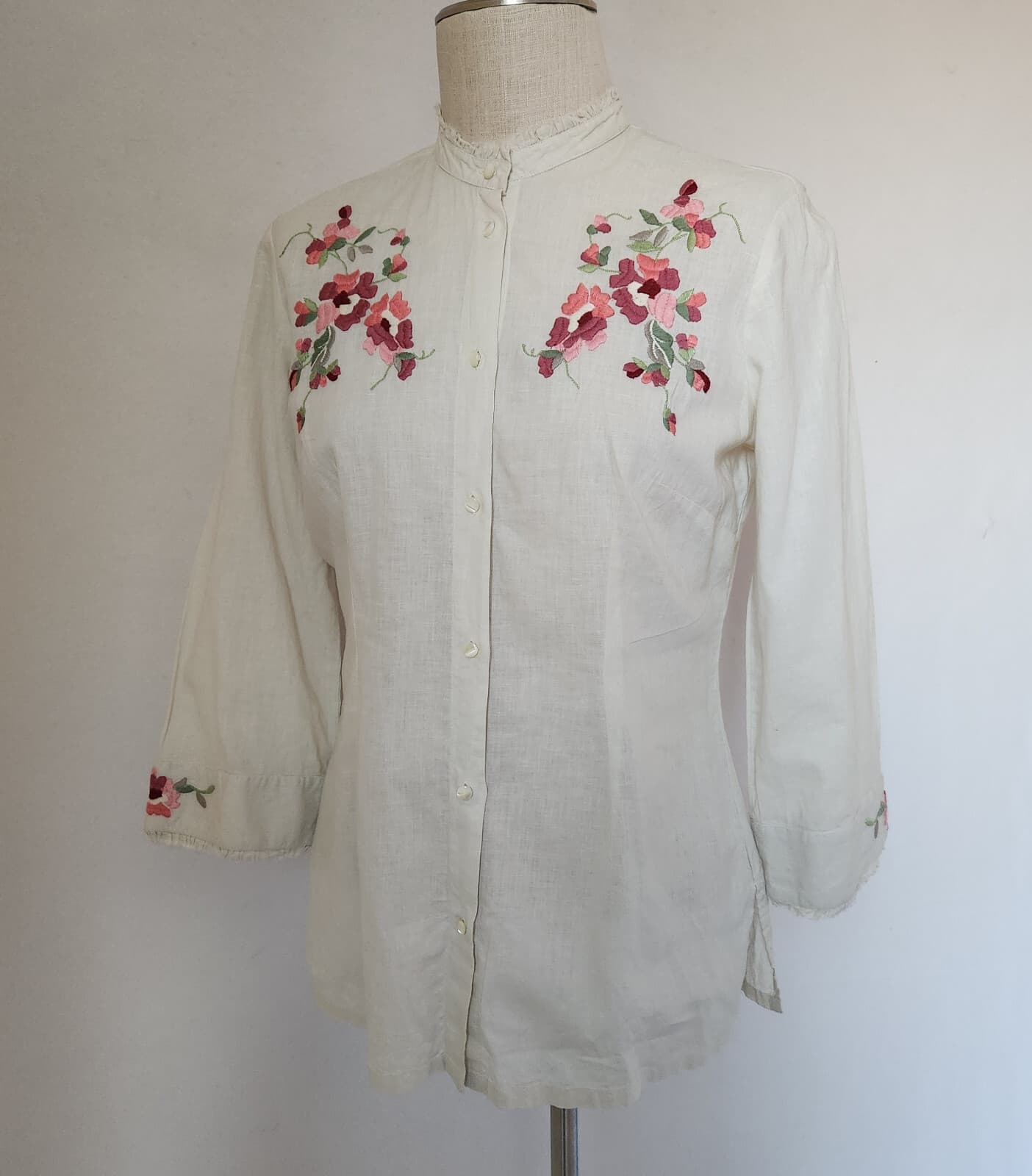 Vintage NWT Lucky Brand Floral Embroidered Henley Top Linen Cotton Cream Sz.L - Thumbnail 3