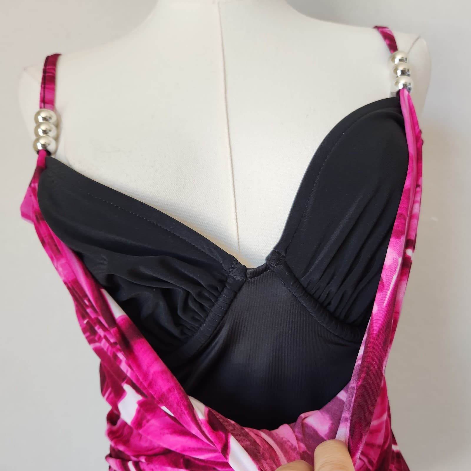 NWT Magicsuit $180 Pink Palmas Louise Underwire One Piece Swimsuit Slimmer Sz.8 - Thumbnail 6