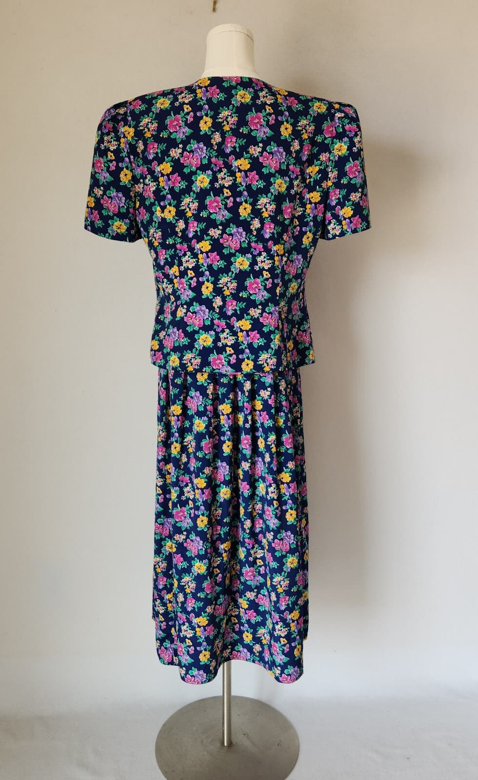 Vintage Talbots 2pc. Set Floral Button Front Top + Pleat Midi Skirt Blue Sz.12 - Thumbnail 6