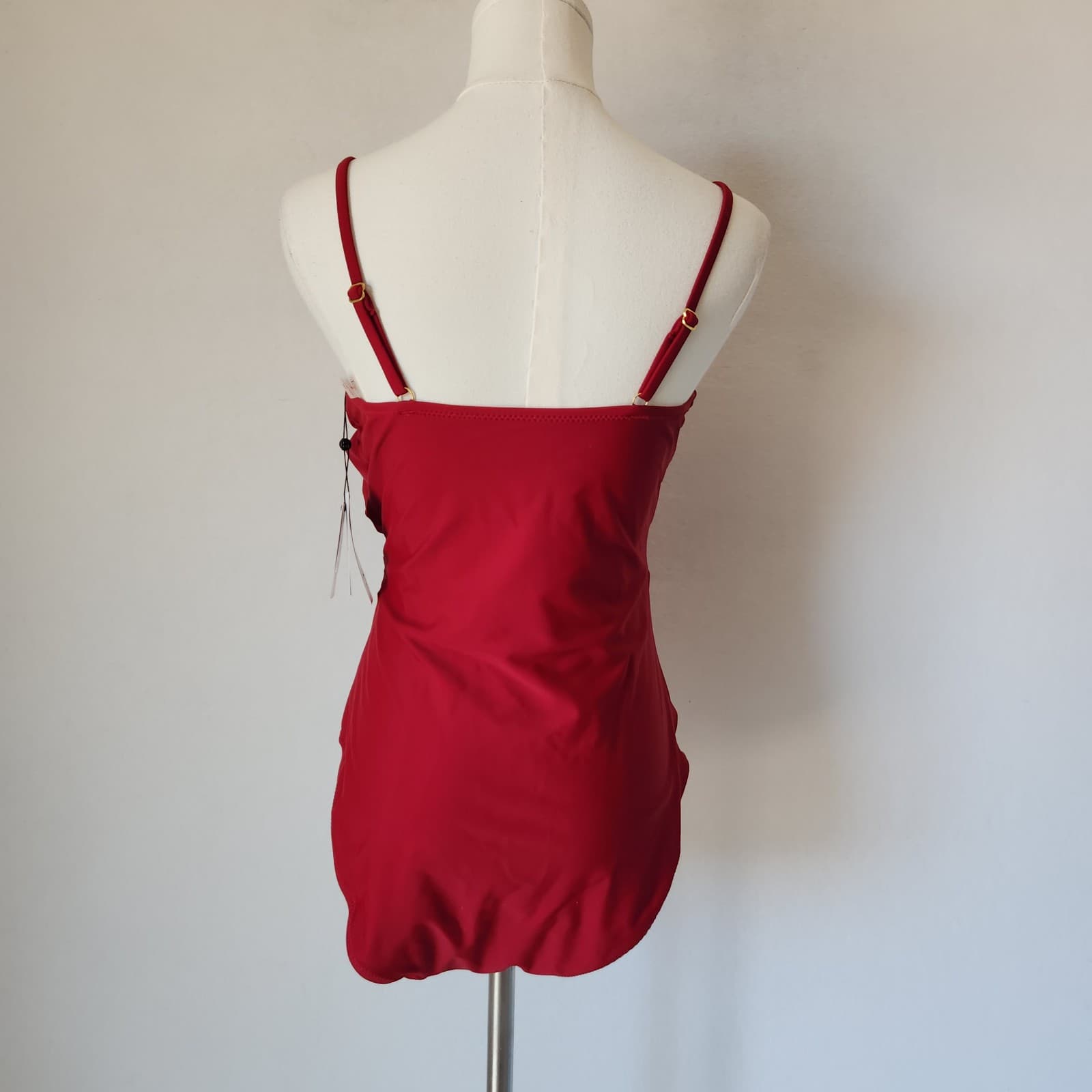 NWT Robert Graham $178 One Piece Twisted Wrap Swimsuit Bra-Pad Plumberry Sz.10 - Thumbnail 5