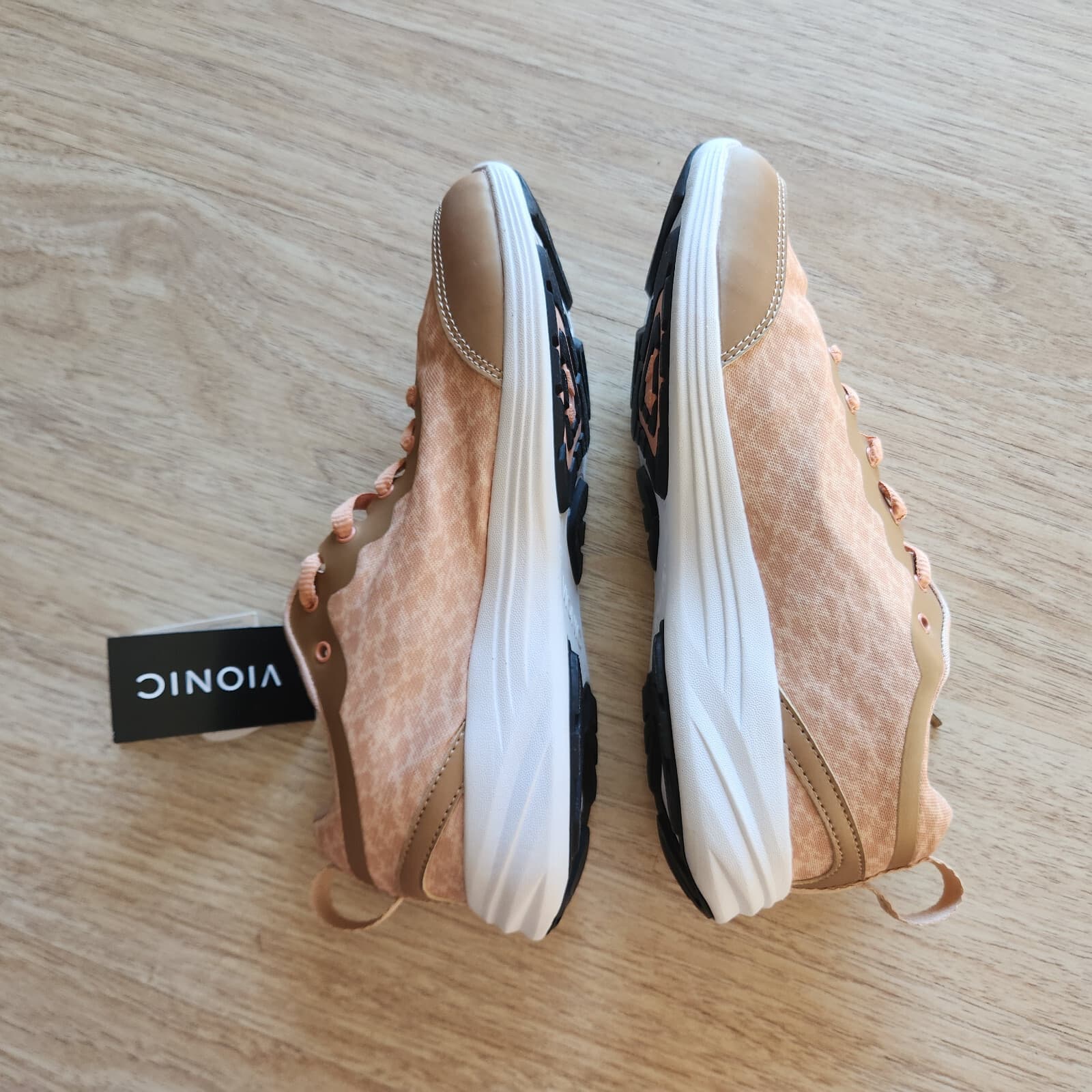 NWoB Vionic Orthaheel Agile Python Walking Sneaker Comfort Lace Bronze US7 Wide - Thumbnail 6