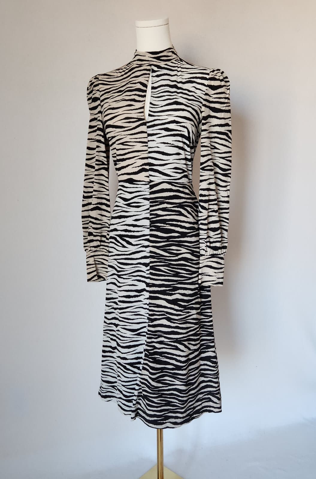 A.L.C Kennedy Animal Print Silk Two-Tone Midi Dress Long Sleeve Black Beige Sz.2 - Thumbnail 3