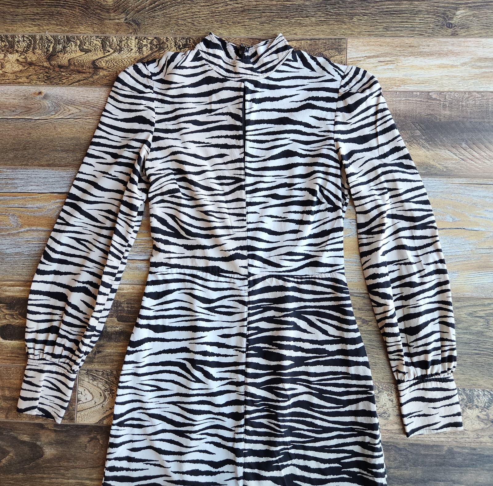 A.L.C Kennedy Animal Print Silk Two-Tone Midi Dress Long Sleeve Black Beige Sz.2 - Thumbnail 10