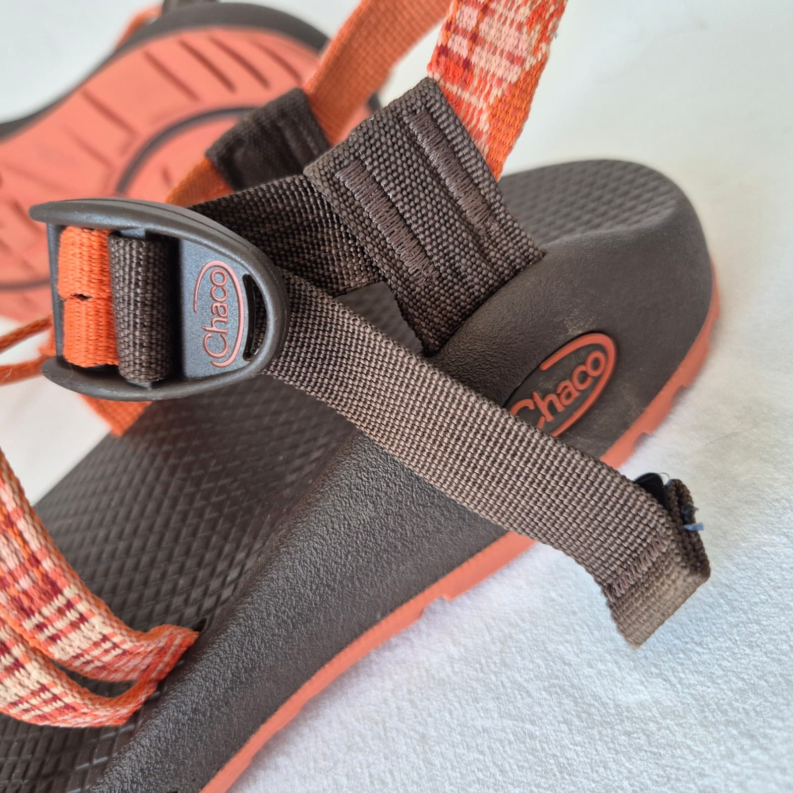 Chaco ZX/2 Cloud Classic Sport Sandals Buckle Double Strap Orange Women's US8 - Thumbnail 5
