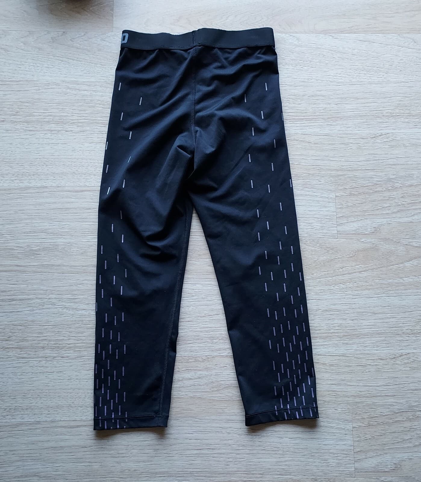 Nike Pro Dri-Fit Cropped Tights Activewear Yoga Pants Graphic Black Women Sz.S - Thumbnail 3