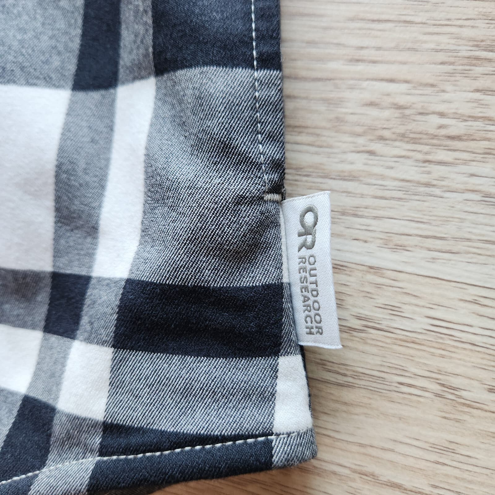 Outdoor Research Kulshan Flannel Tunic Button-Up Shirt Pocket Plaid Black Sz.M - Thumbnail 5