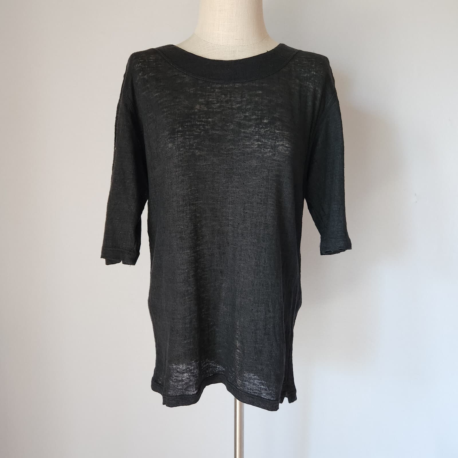 Umberto Ginocchietti Made in Italy Linen Top Short Sleeve Semi-Sheer Black Sz.42 - Thumbnail 2