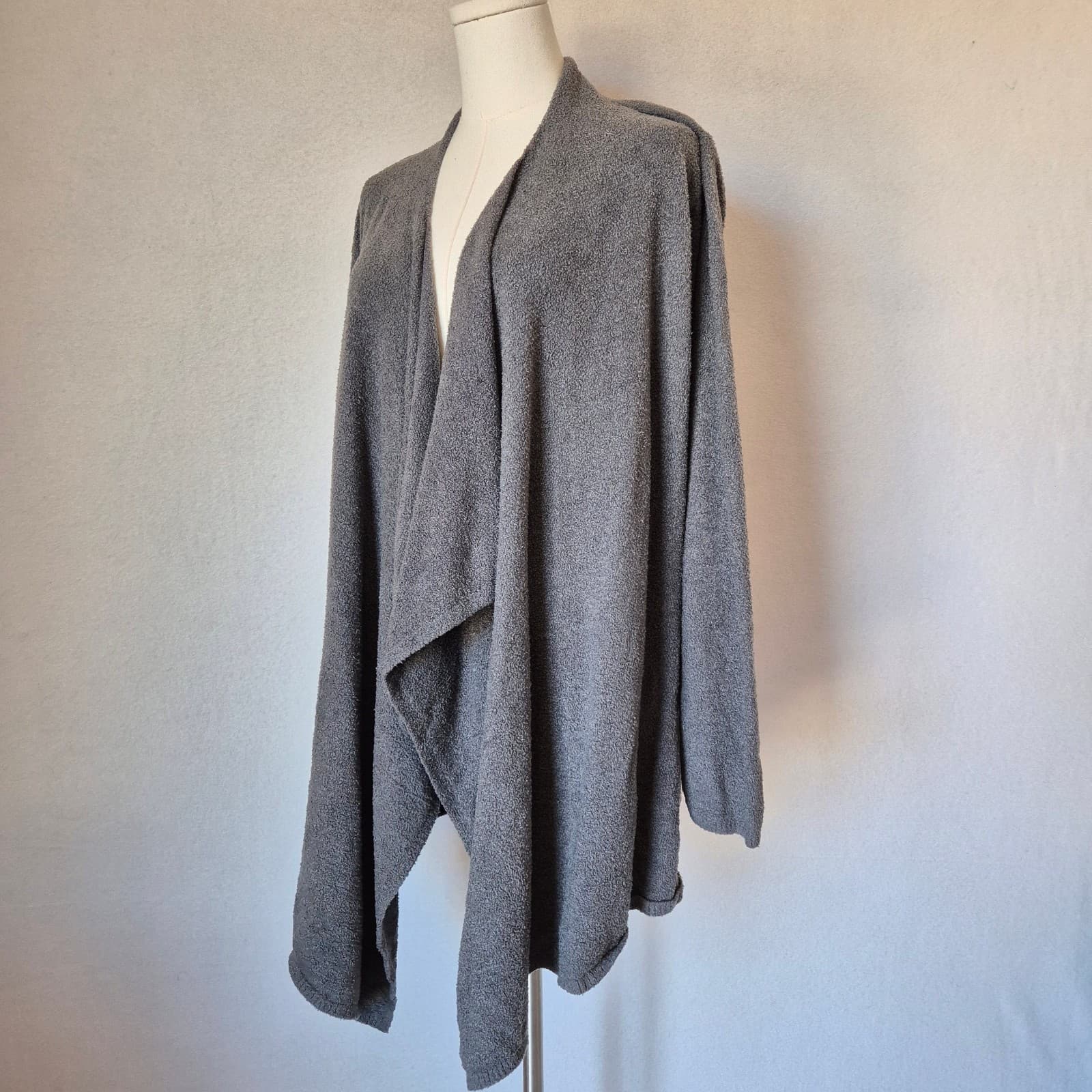 Barefoot Dreams Bamboo Chic Lite Knit Drap Wrap Open Cardigan Dark Grey Sz.L/XL - Thumbnail 5