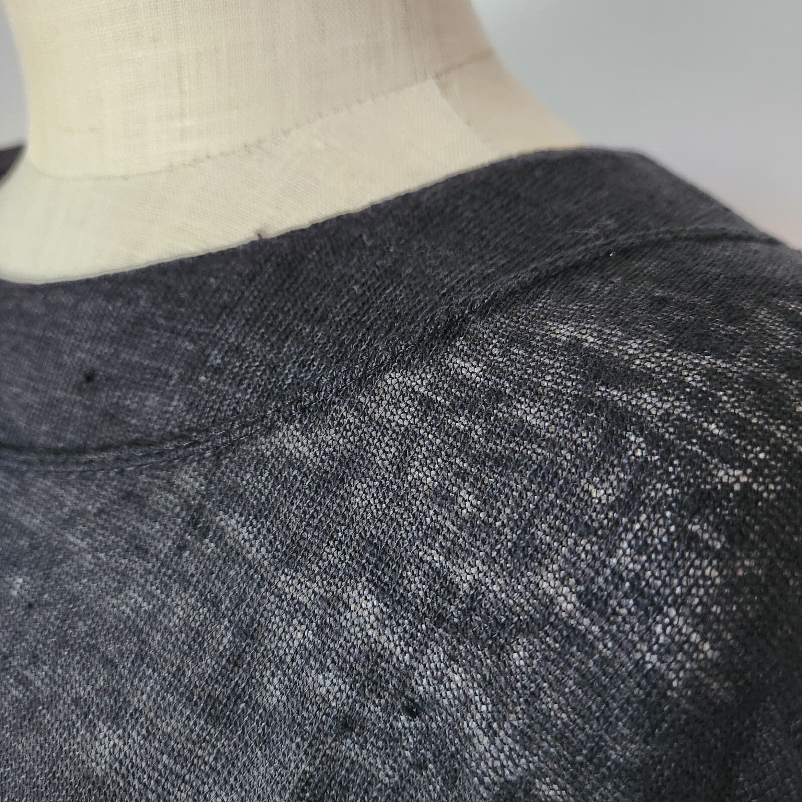 Umberto Ginocchietti Made in Italy Linen Top Short Sleeve Semi-Sheer Black Sz.42 - Thumbnail 3