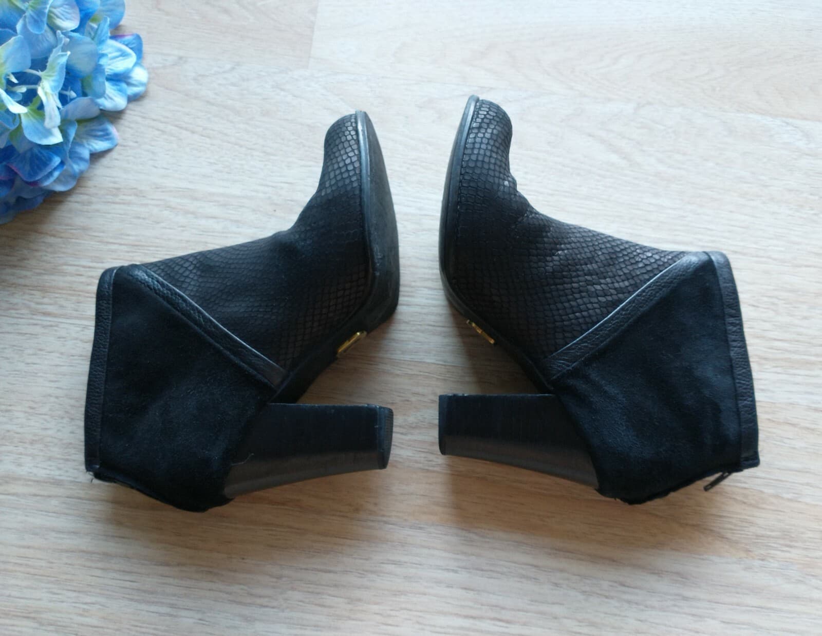 FOSSIL Suede Leather Heel Ankle Boots Back-Zipper Pattern-Black Women US8.5 - Thumbnail 4