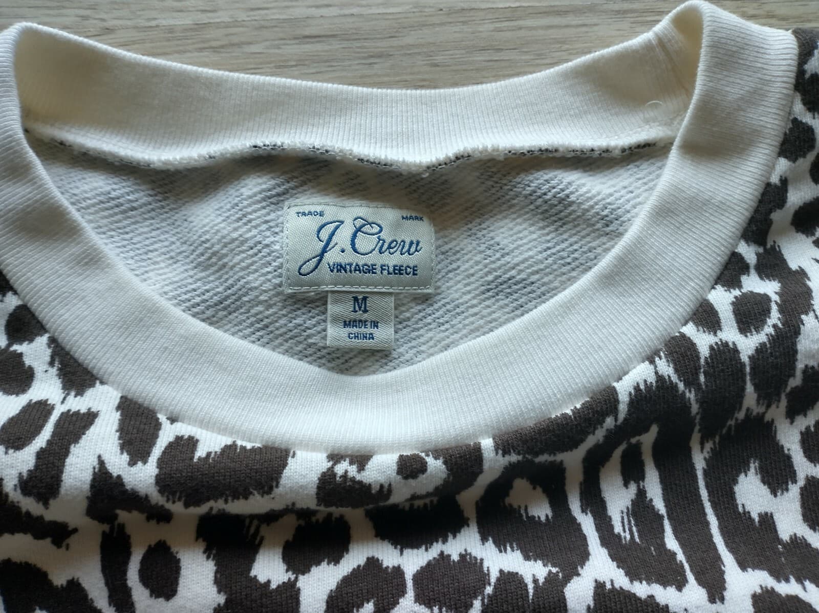 NWoT J.Crew Vintage Fleece Leopard Pullover Sweater Crew Neck Cream Brown Sz.M - Thumbnail 9