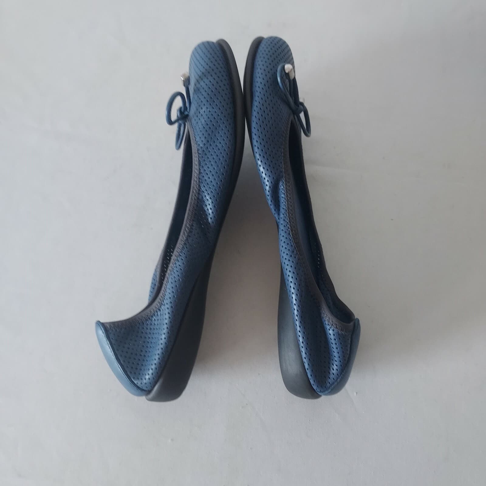 The FLEXX Leather Perforated Ballet Flat Slide On Bow Blue Women US8 EU39 - Thumbnail 6