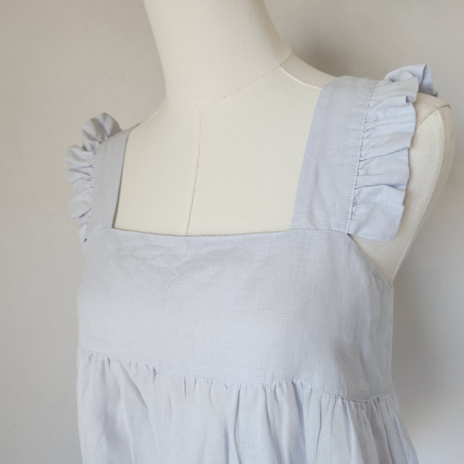 NWoT Homebodii Rebecca Linen Camisole & Shorts Pajama Set In Eggshell Blue Sz.XS - Thumbnail 4