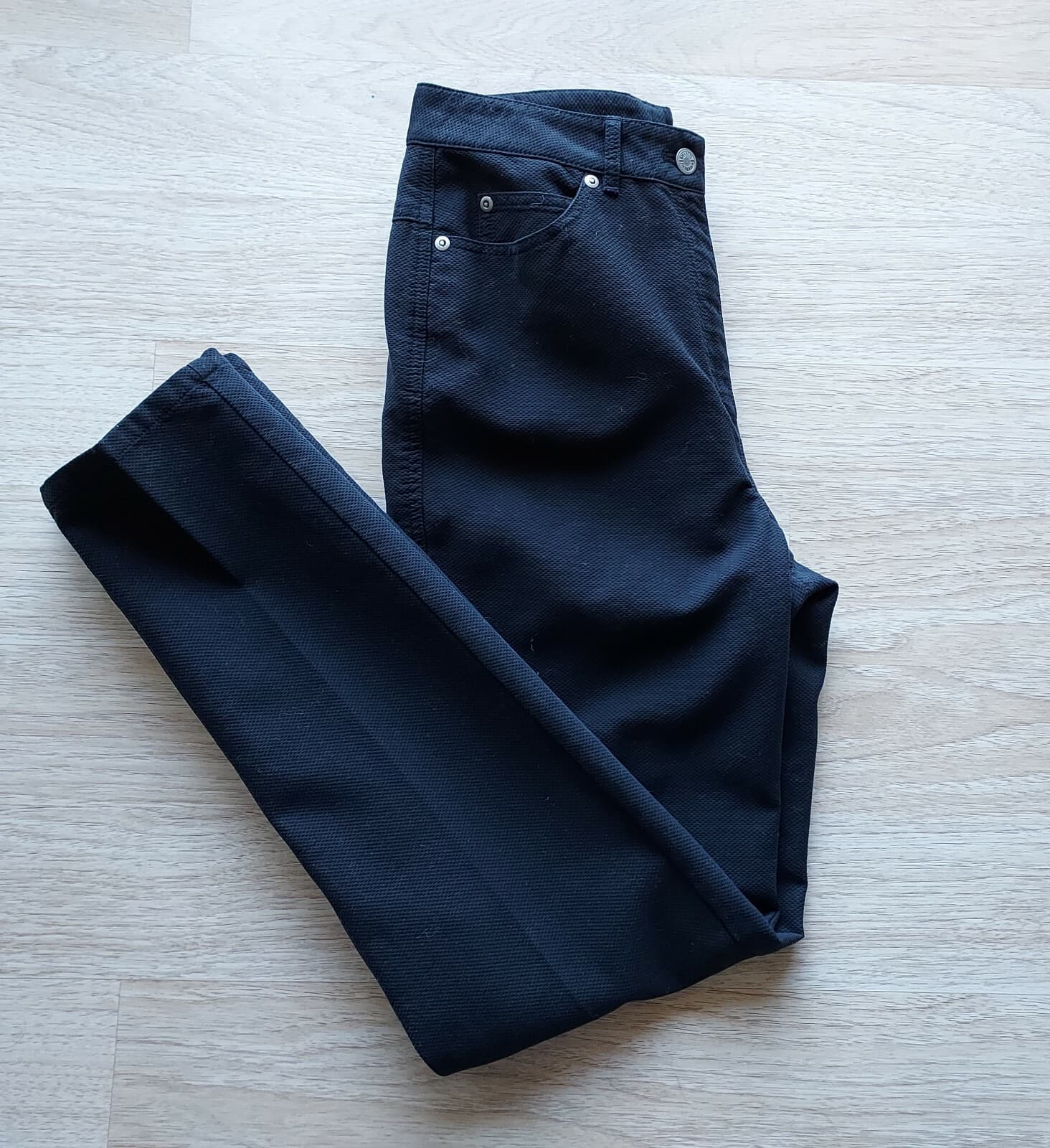 NWT EMANUEL UNGARO High Rise Slim Leg Pants Zip Black 100% Cotton Women Sz.8/42 - Thumbnail 2