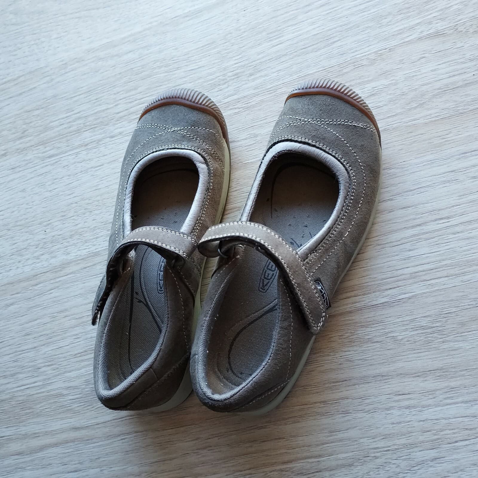 Keen Reisen Mary Jane Brown Suede Shoe Flat Hook Loop Adjustable Women US7.5 - Thumbnail 2