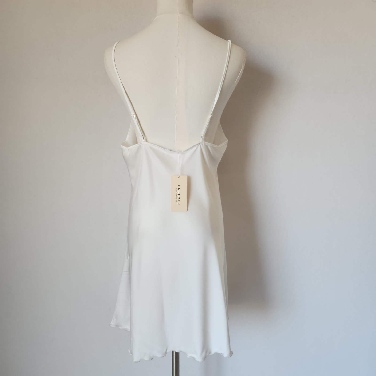 NWT EKOUAER Silky Satin Lace-Trim V-Neck Mini Chemise Slip Nightgown White Sz.M - Thumbnail 6