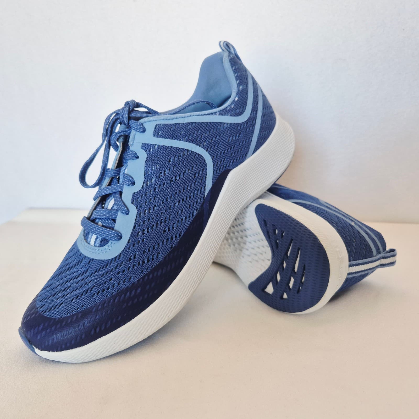 NWoB Dansko Sky Blue Mesh Sneakers Comfort Arch Support Lightweight Women's 37 - Thumbnail 4